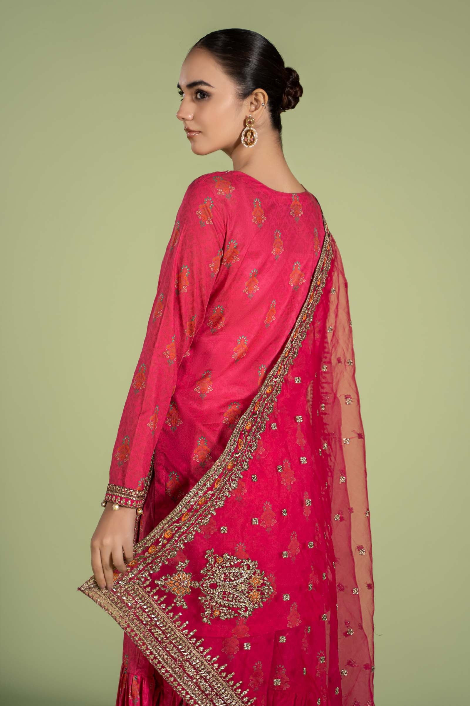 3 Piece Embroidered Lawn Suit - Image 4