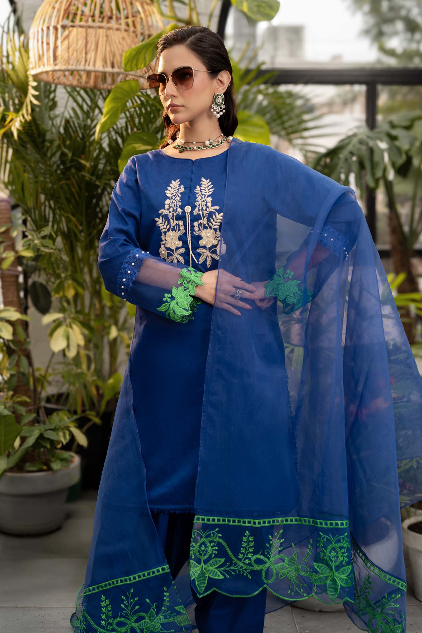 3 Piece Embroidered Self Jacquard Lawn Suit - Image 2