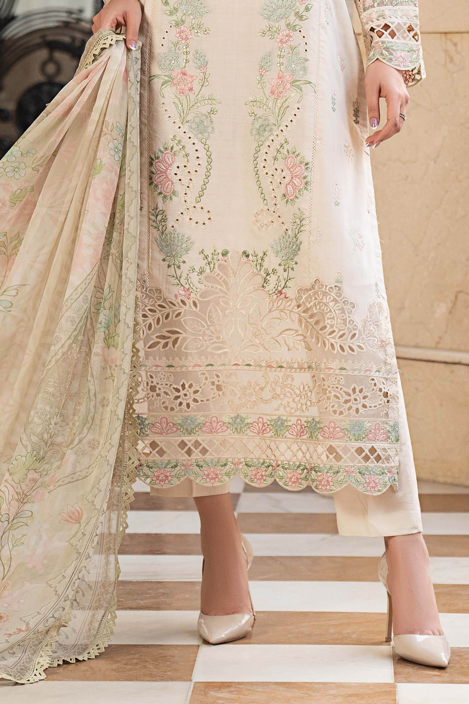 3 Piece Embroidered Self Jacquard Lawn Suit - Image 6
