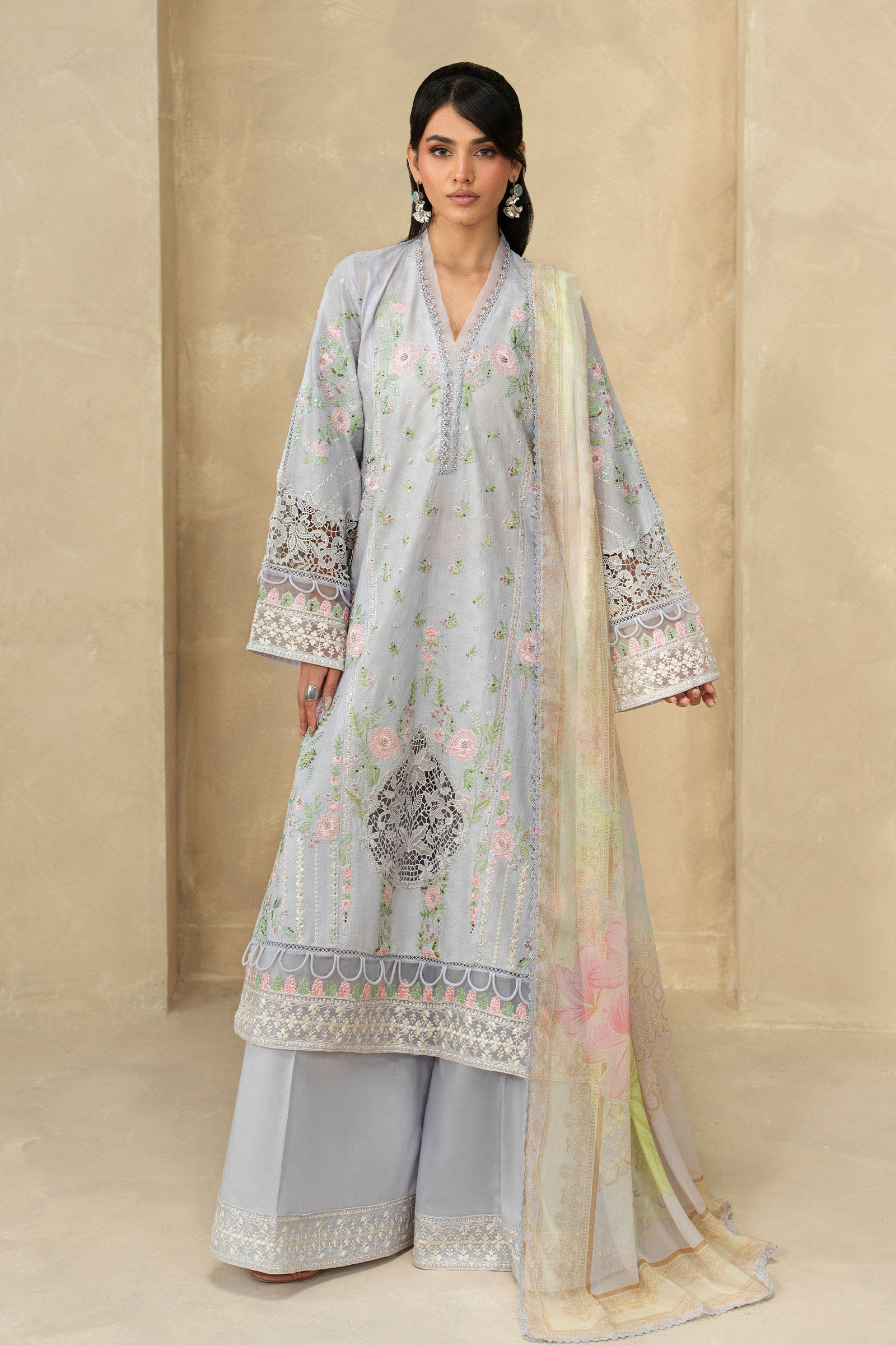 3 Piece Embroidered Dobby Lawn Suit - Image 4