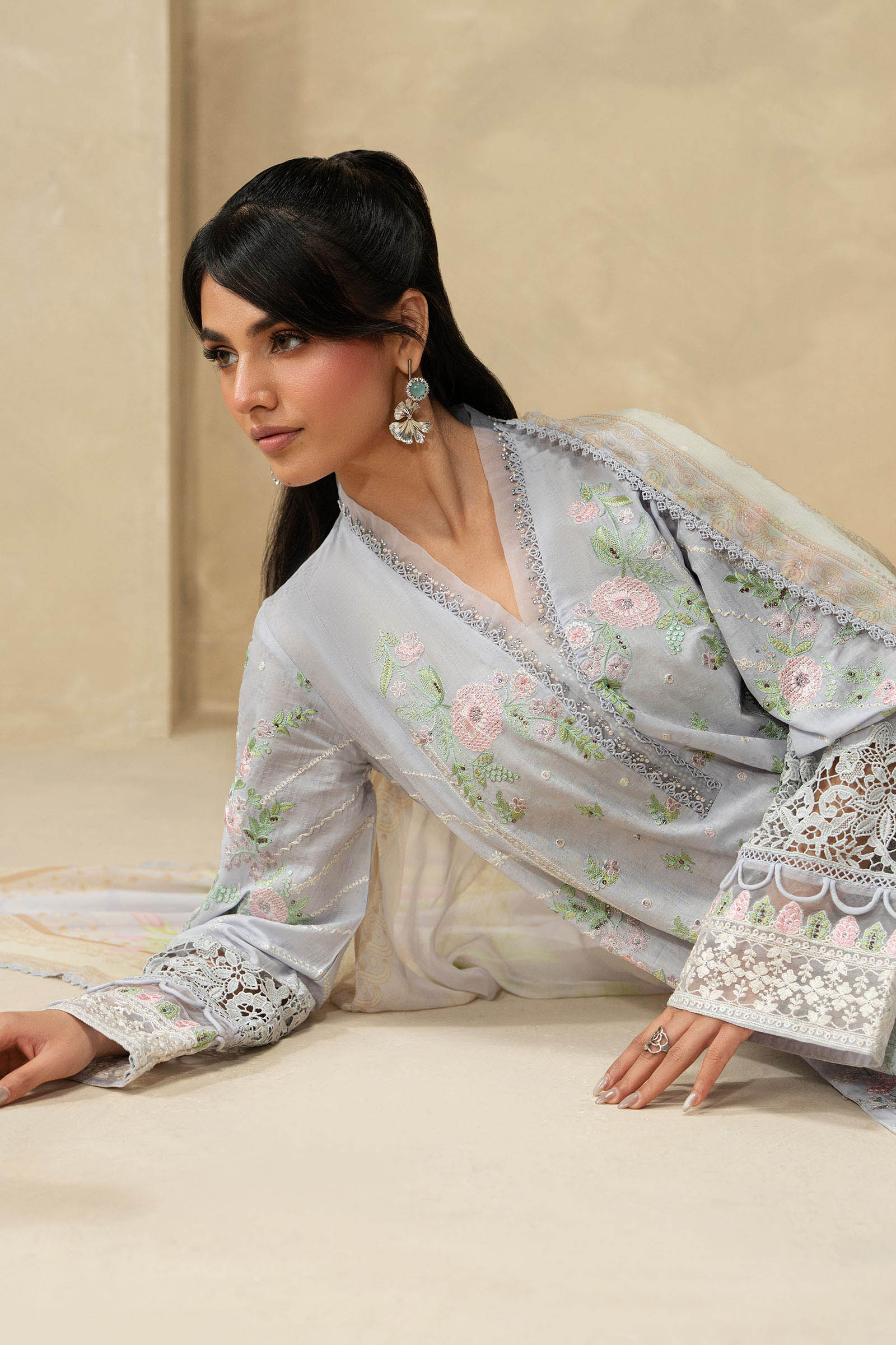 3 Piece Embroidered Dobby Lawn Suit - Image 6