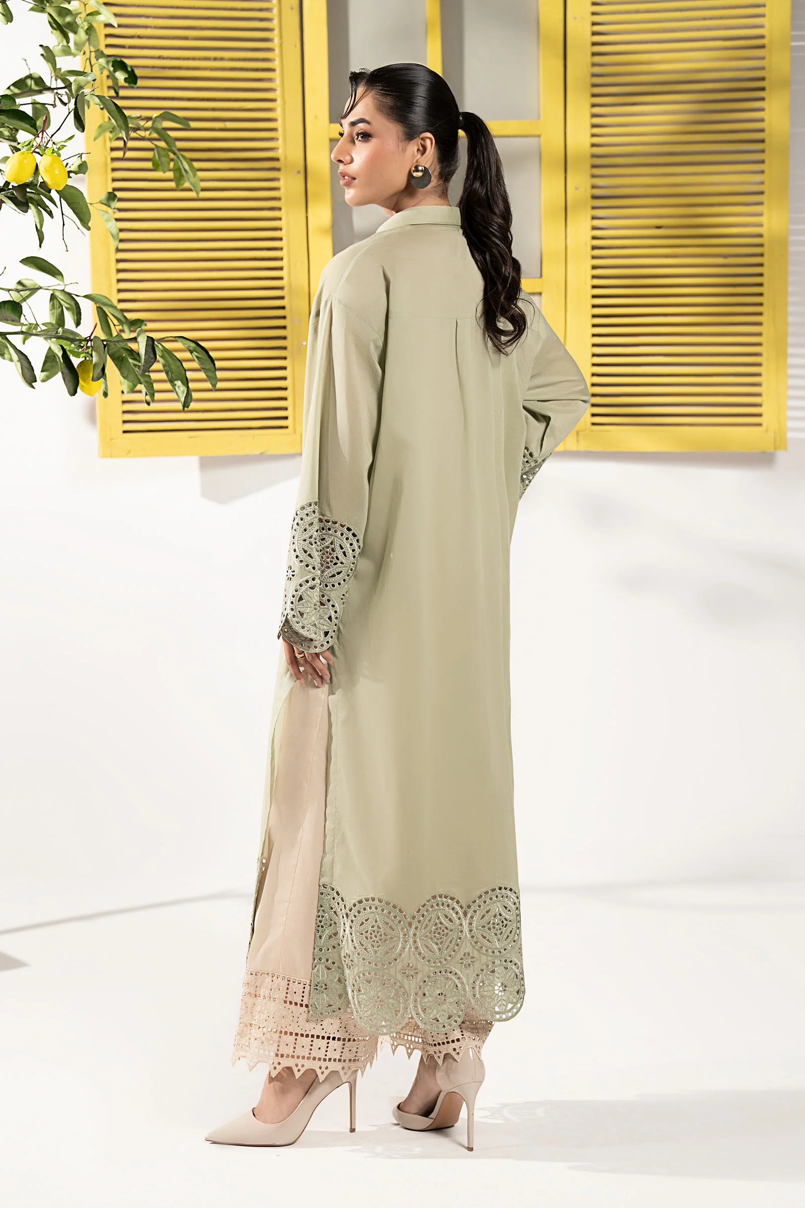 2 Piece Embroidered Lawn Suit - Image 6