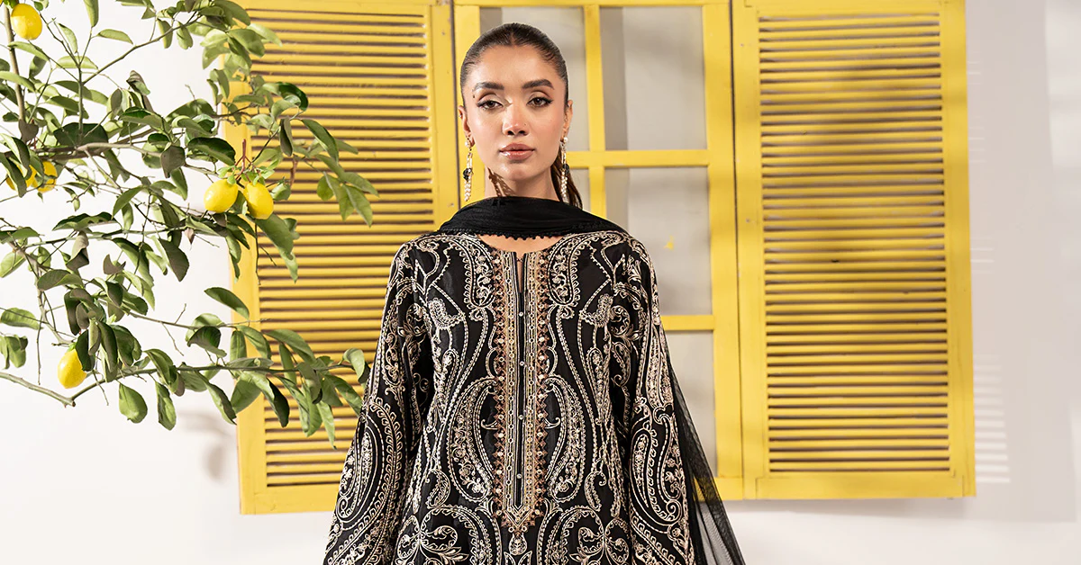 3 Piece Embroidered Raw Silk Suit - Image 8