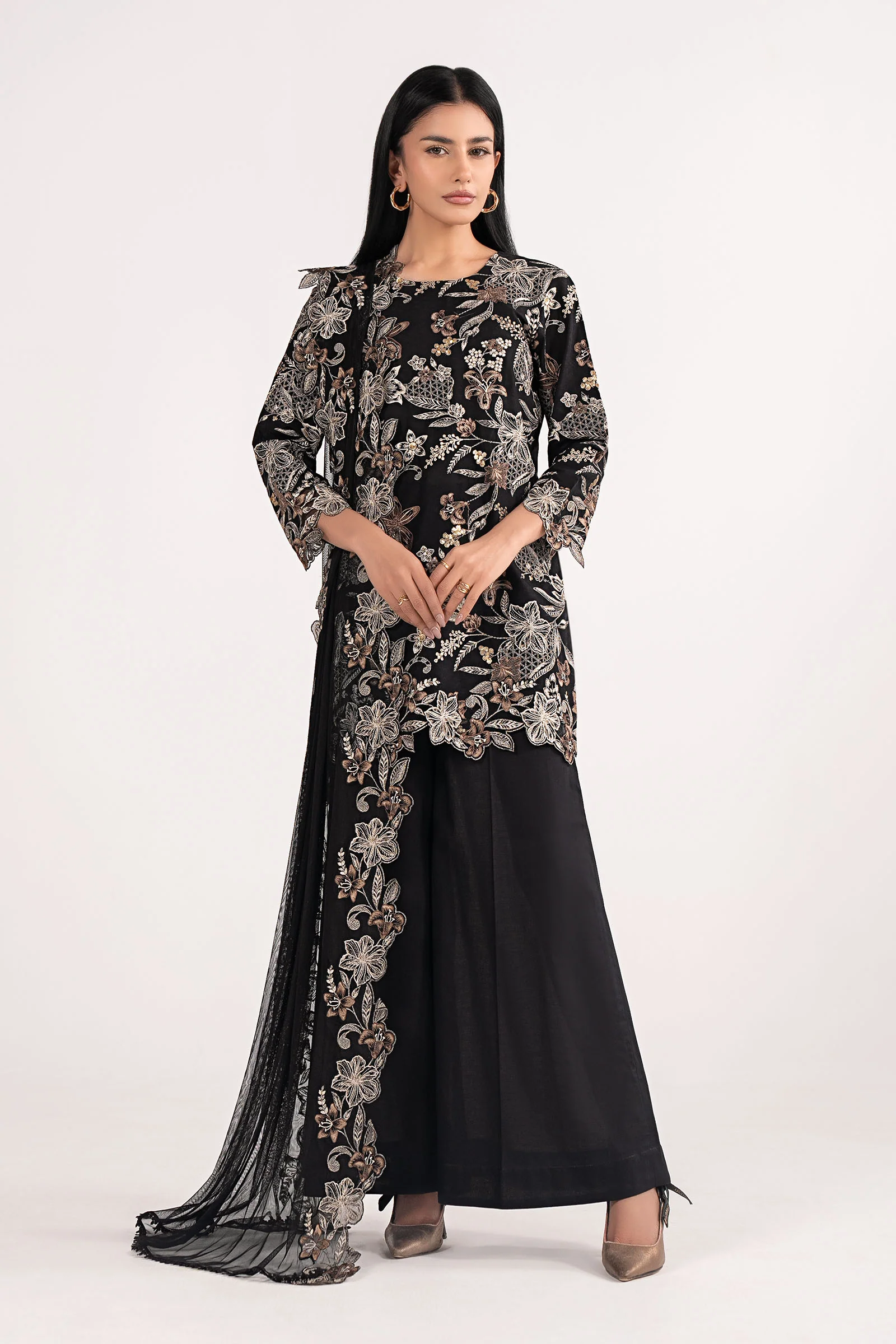 3 Piece Embroidered Dobby Lawn Suit - Image 2