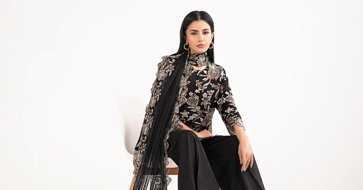3 Piece Embroidered Dobby Lawn Suit - Image 9