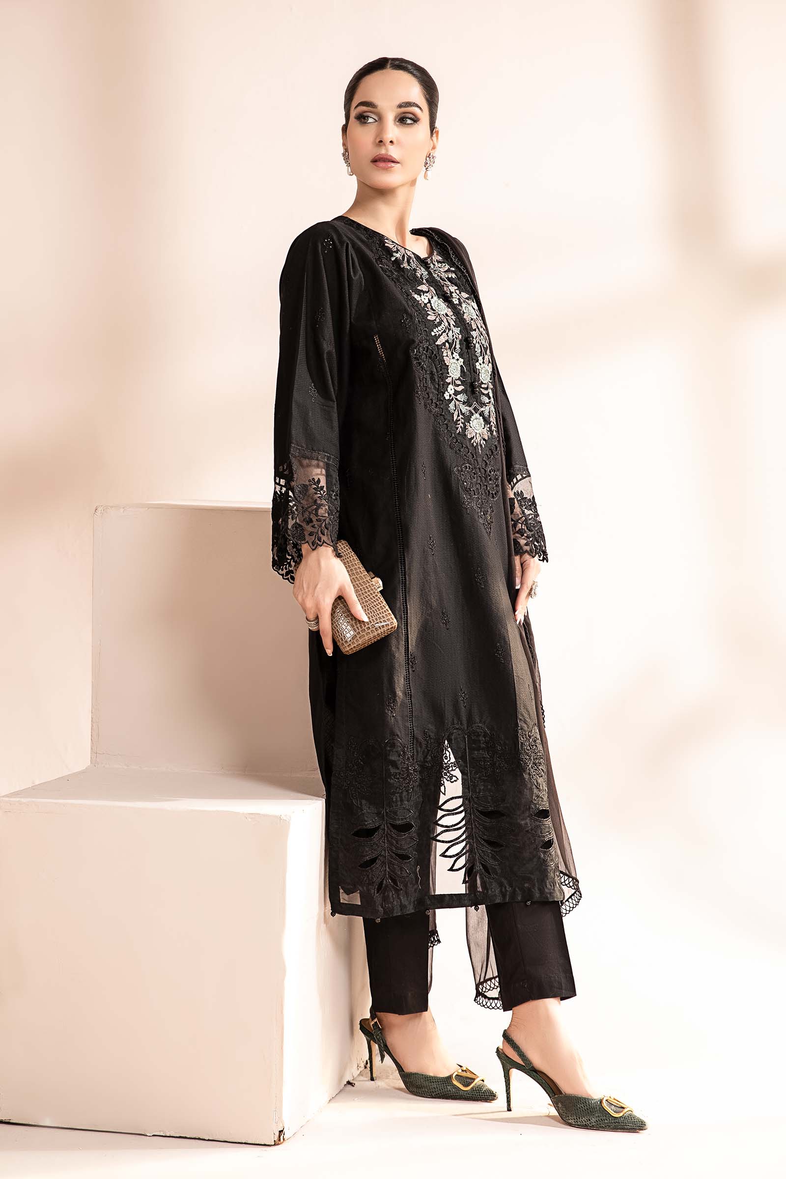 3 Piece Embroidered Self Jacquard Lawn Suit - Image 3