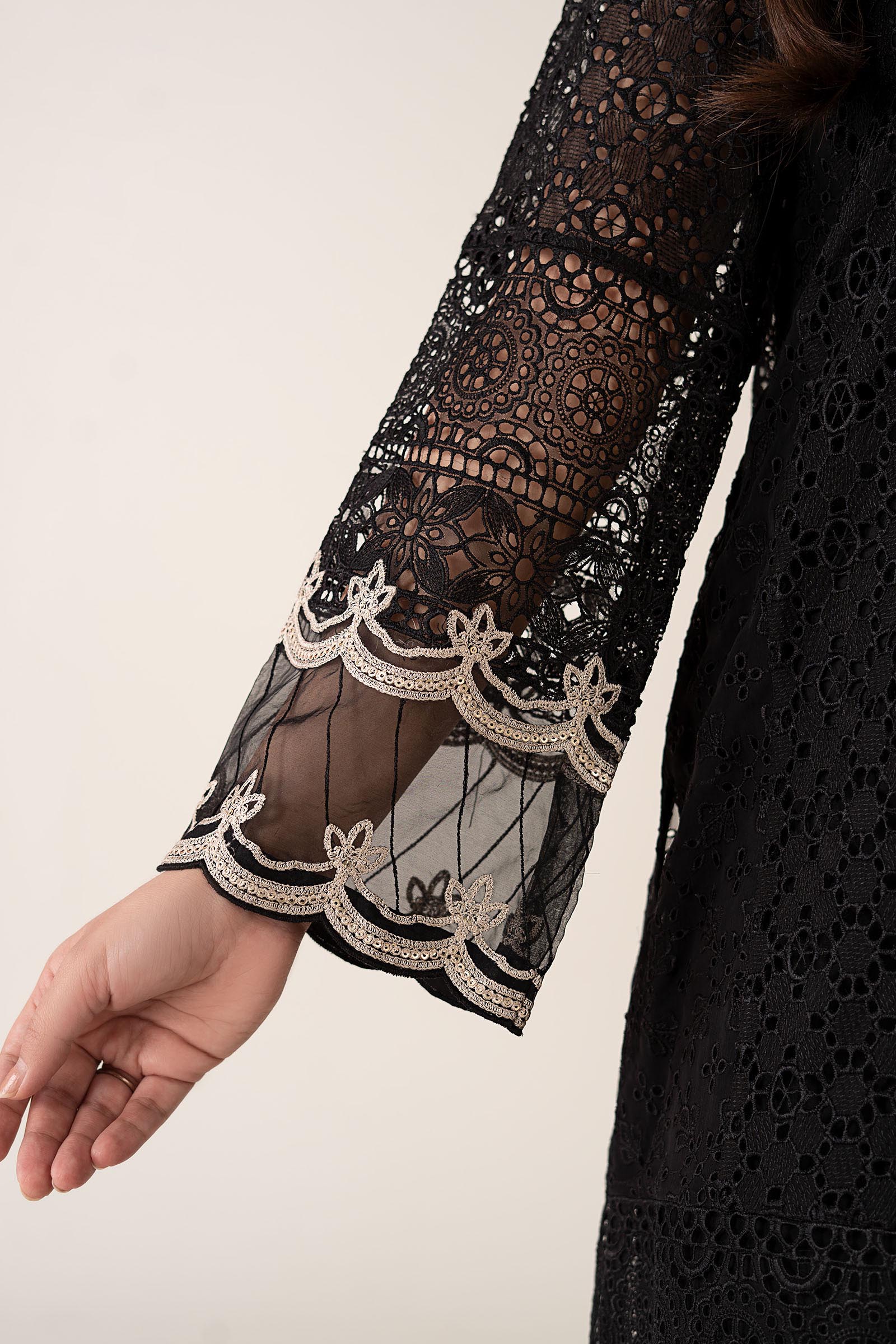 3 Piece Embroidered Chiffon Suit - Image 7