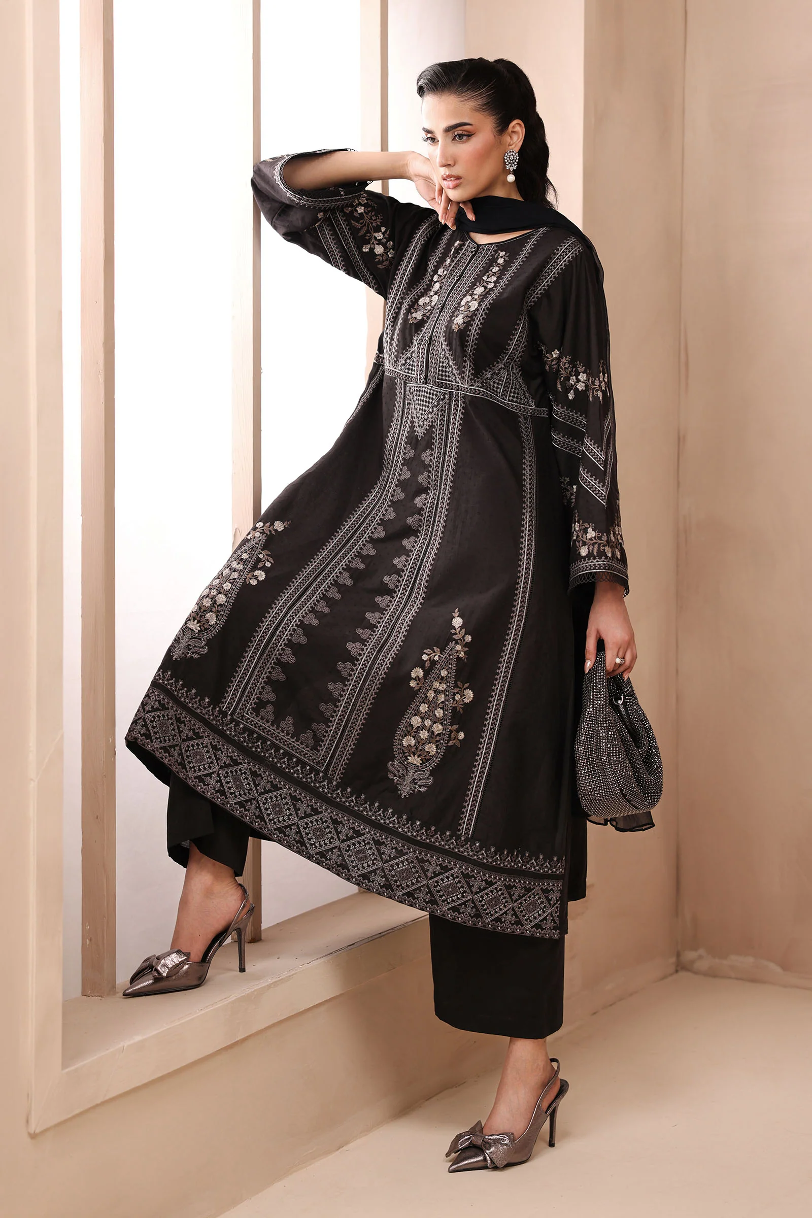 3 Piece Embroidered Dobby Suit - Image 6