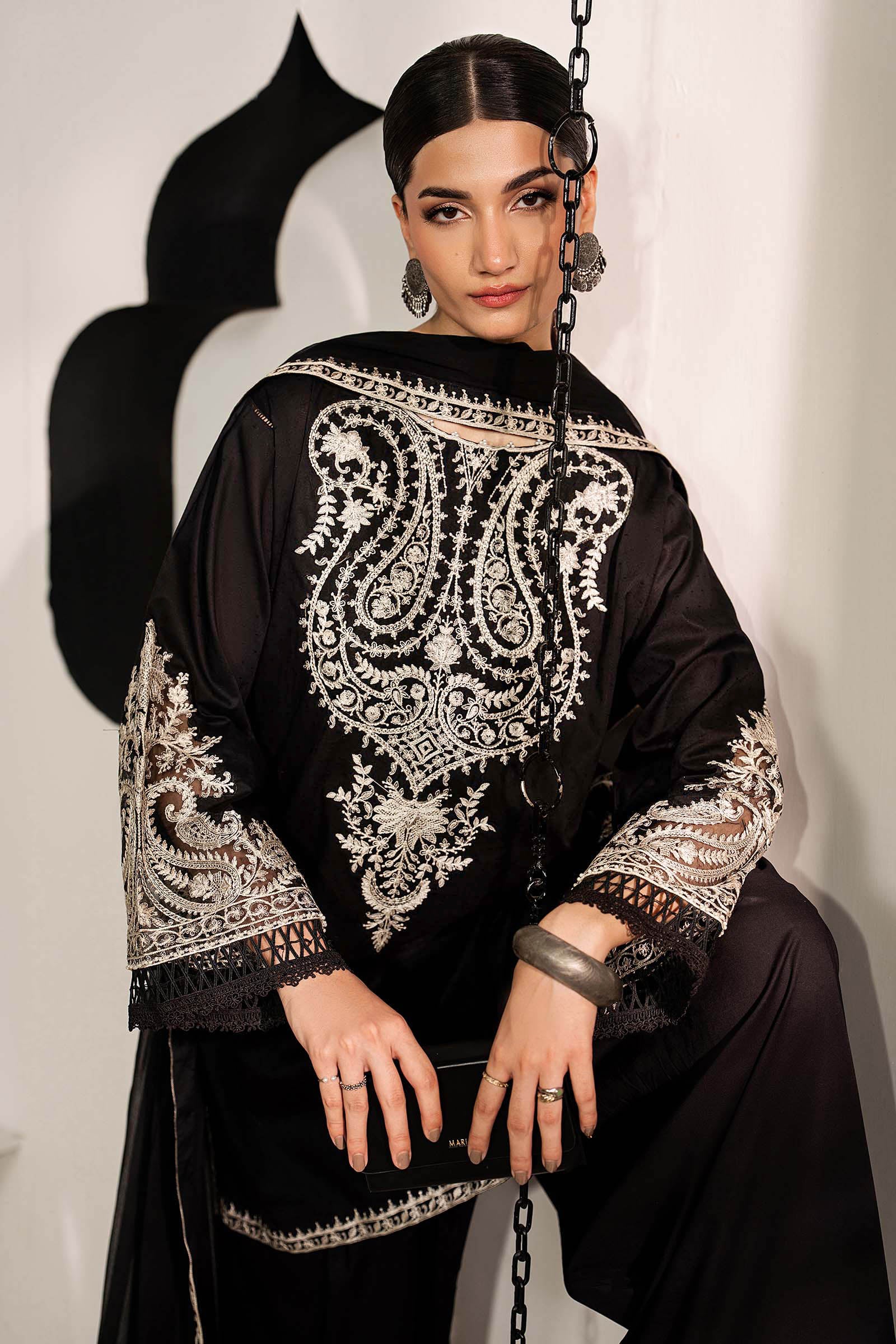 3 Piece Embroidered Dobby Lawn Suit - Image 3