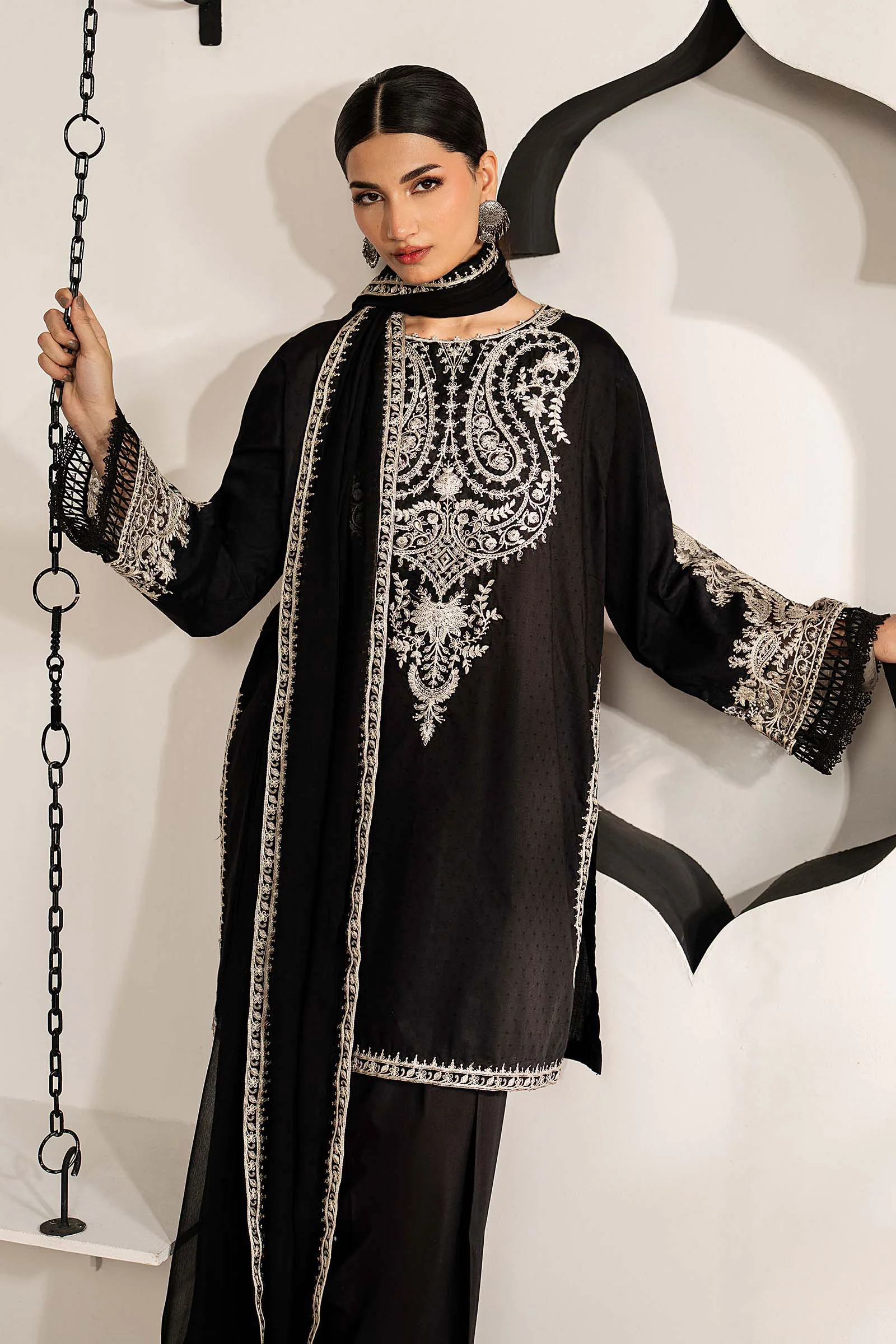 3 Piece Embroidered Dobby Lawn Suit - Image 7