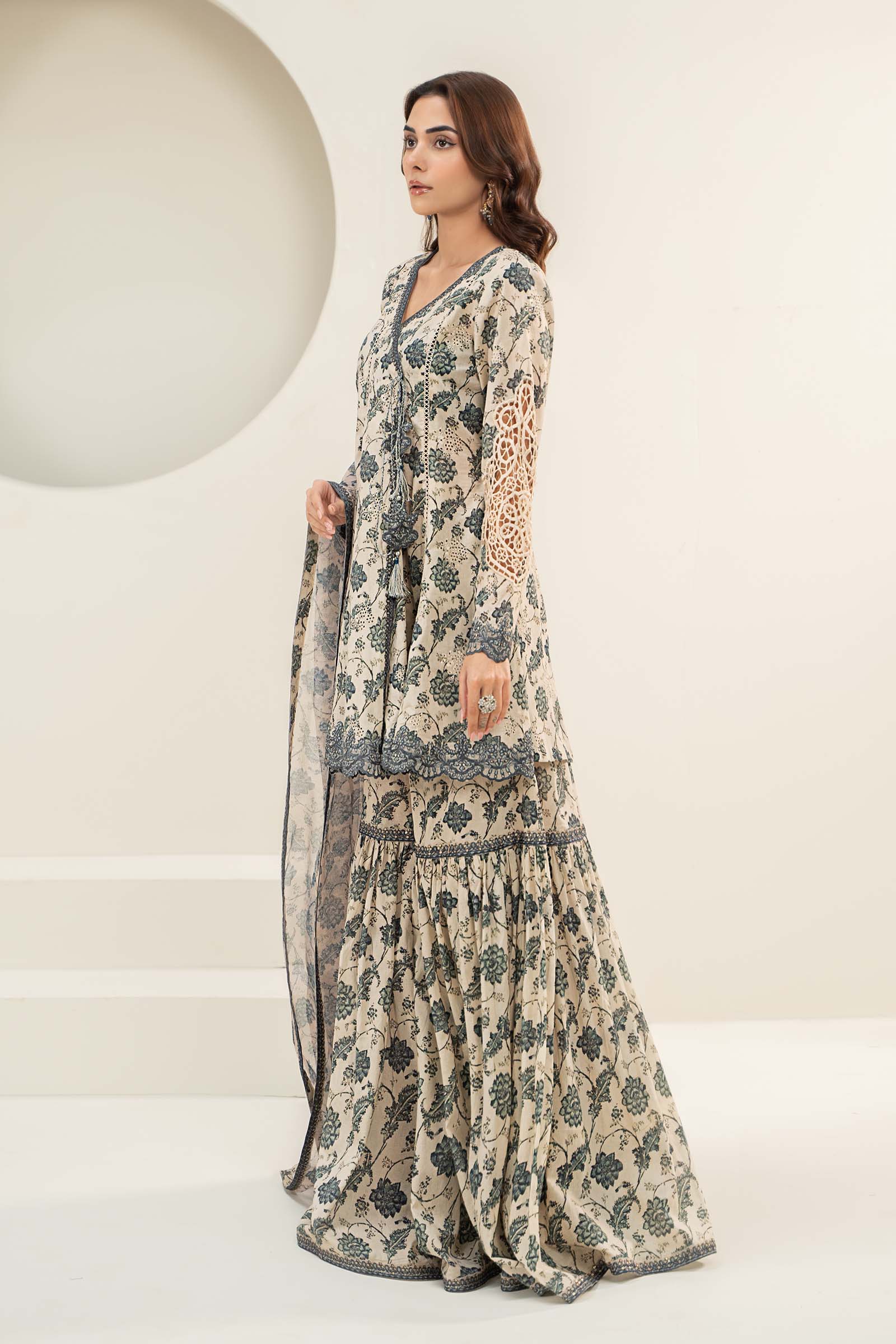 3 Piece Printed Lawn Suit - Image 4