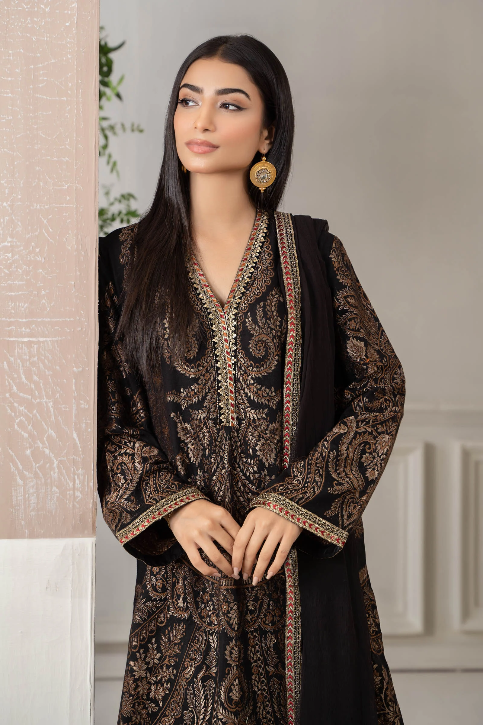 Suit Black DW-W23-105 - Image 3