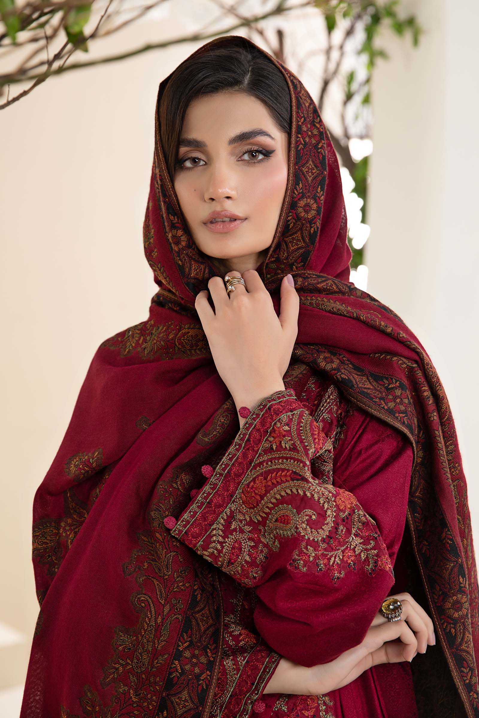 3 Piece Embroidered Linen Suit - Image 2