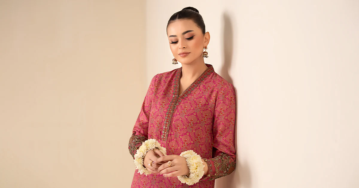 2 Piece Embroidered Raw Silk Suit - Image 8