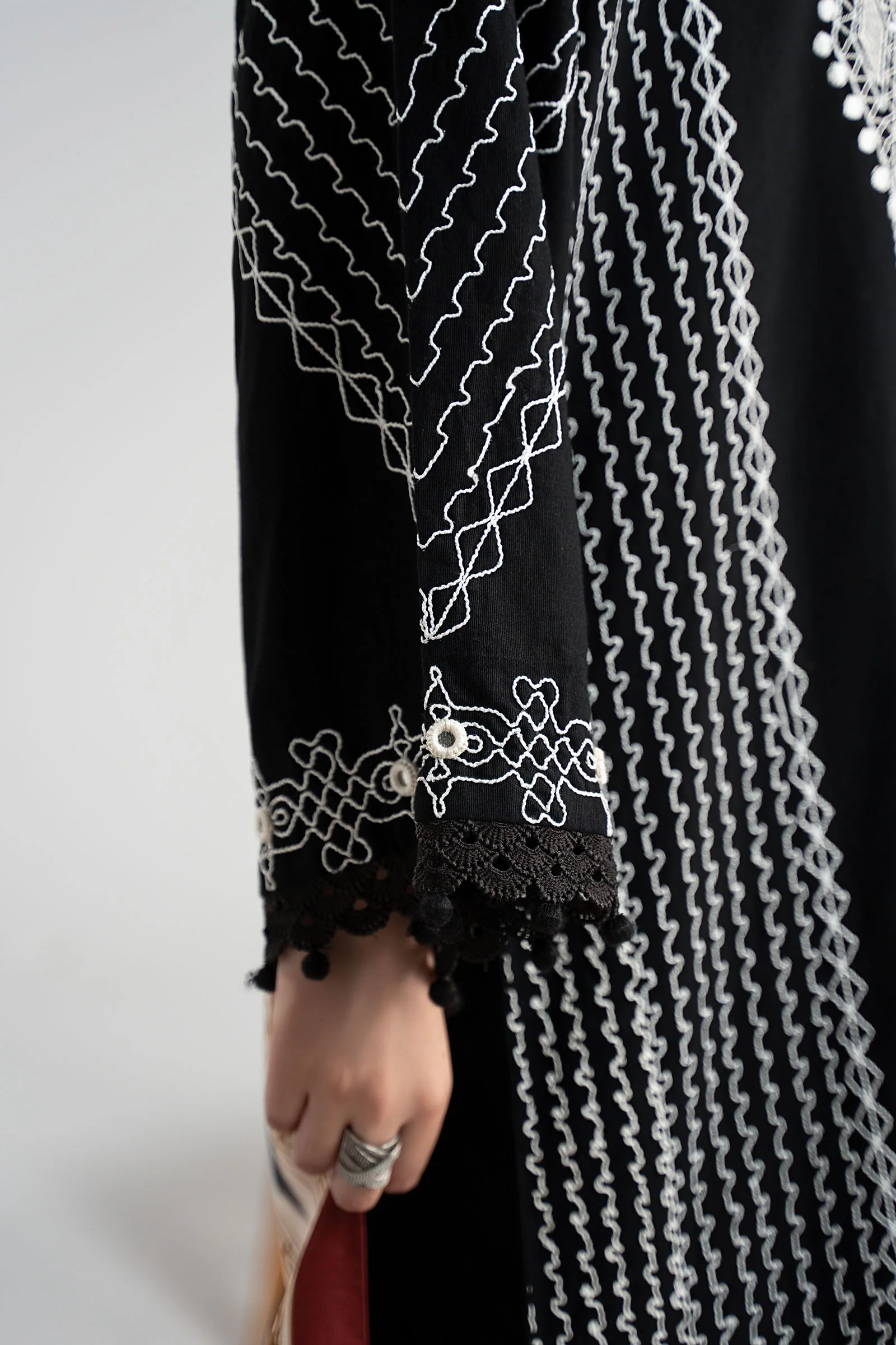 3 Piece Embroidered Khaddar Suit - Image 7