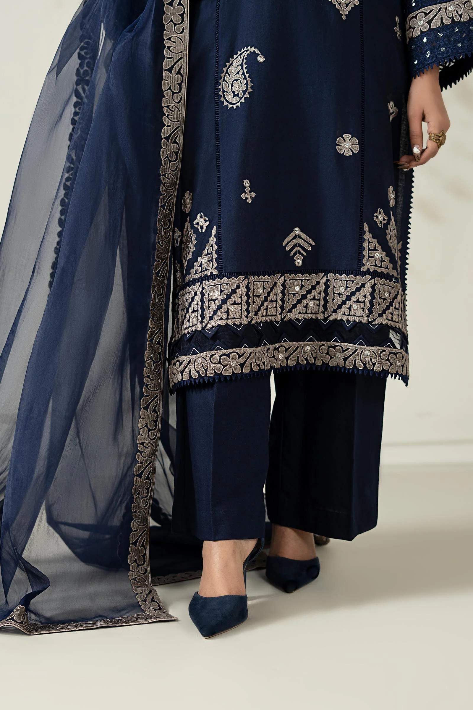 3 Piece Embroidered Marina Suit - Image 6