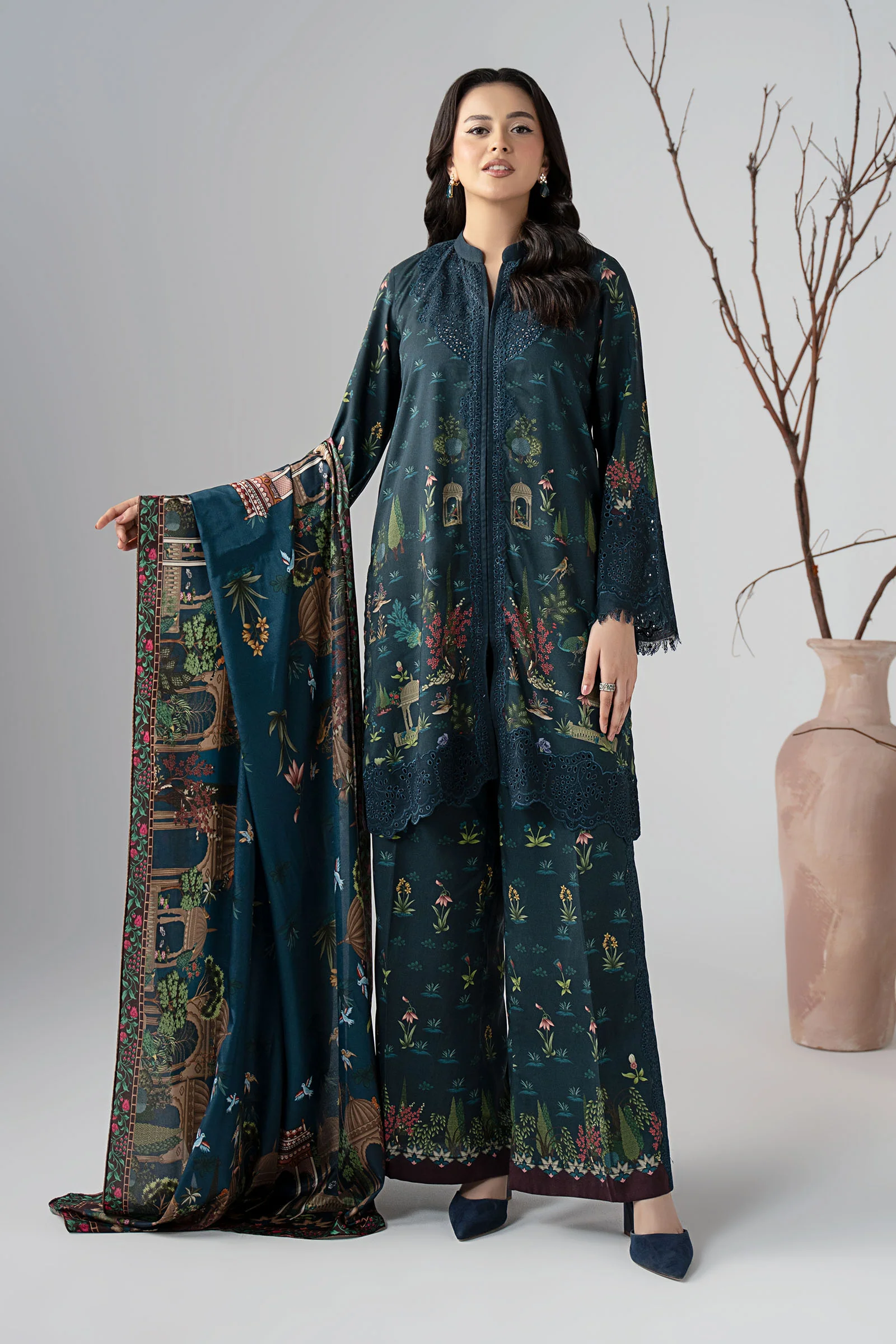 3 Piece Embroidered Linen Suit - Image 5