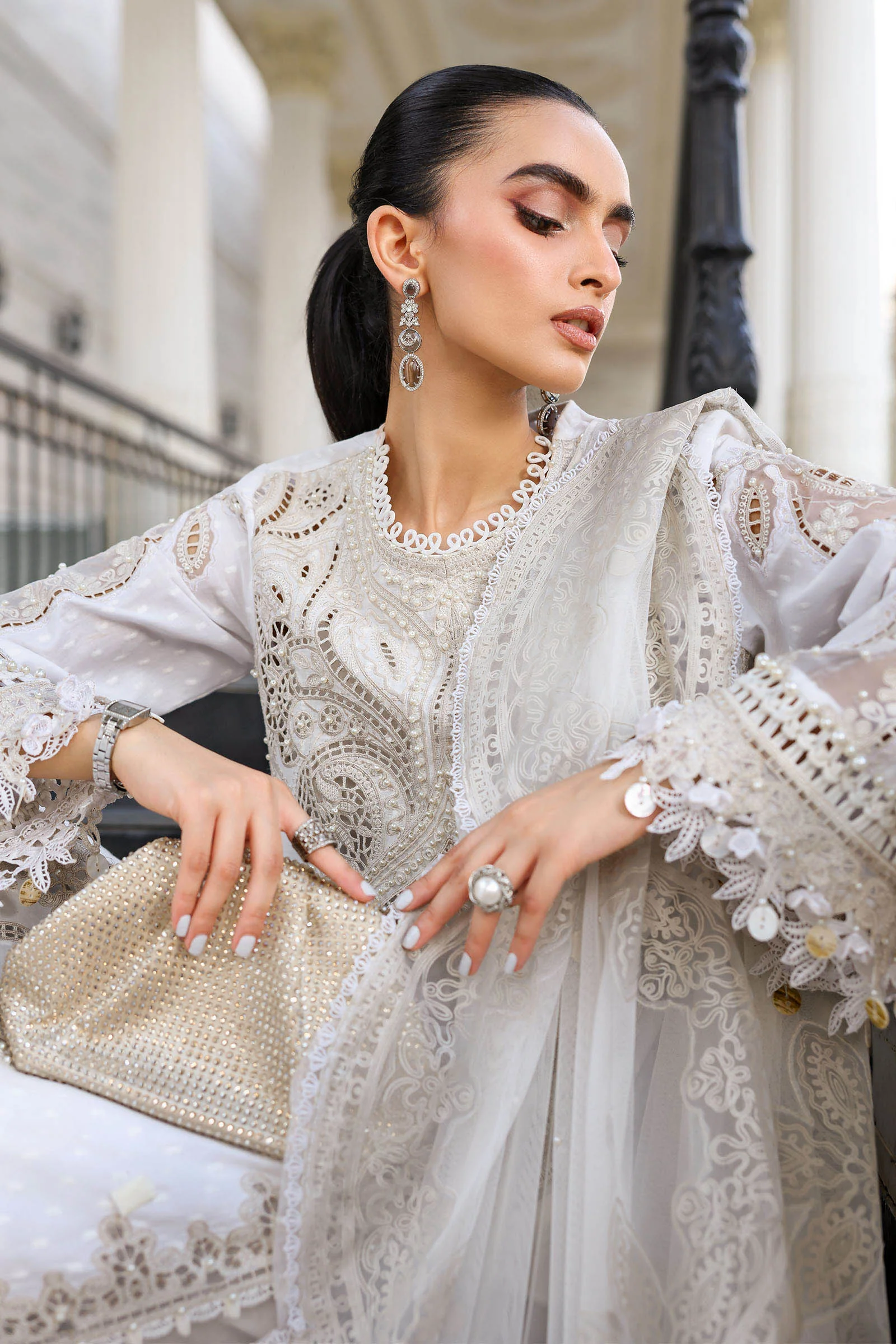 3 Piece Unstitched Embroidered Jacquard Lawn Suit - Image 5