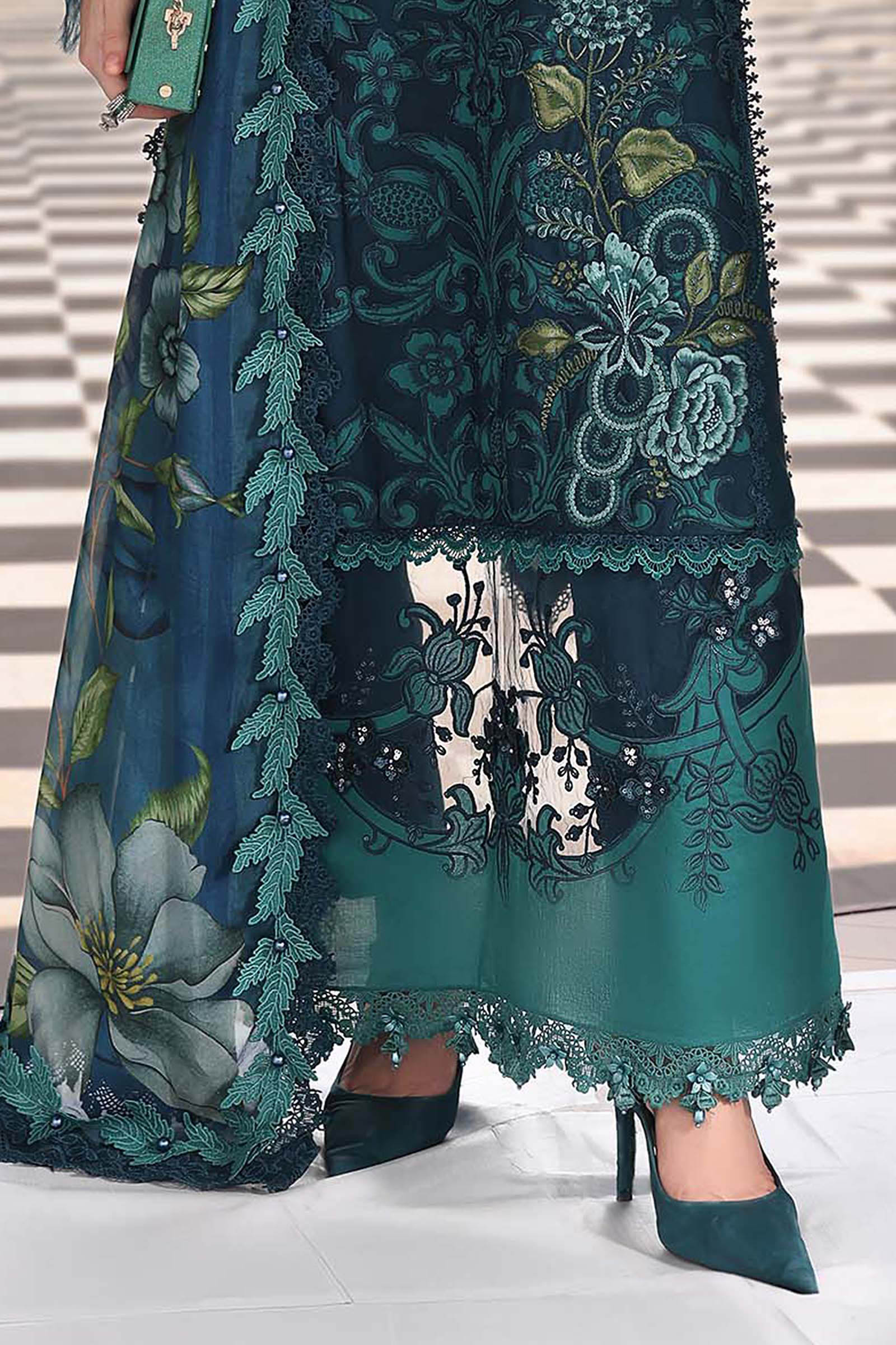 3 Piece Unstitched Embroidered Lawn Suit - Image 7