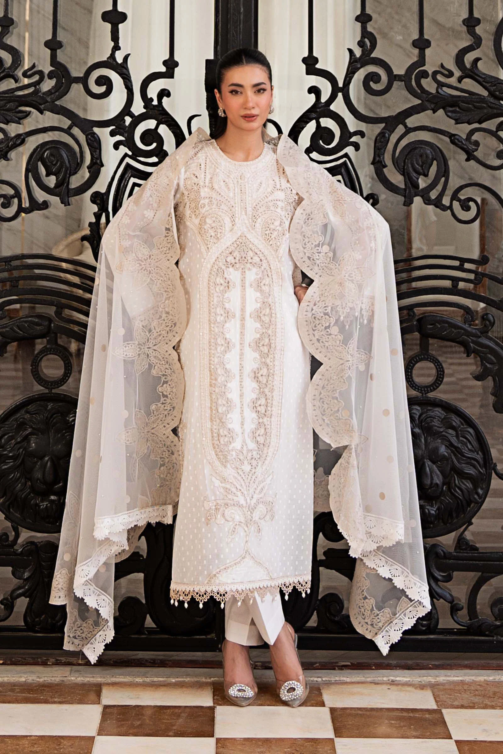 3 Piece Embroidered Jacquard Lawn Suit - Image 4