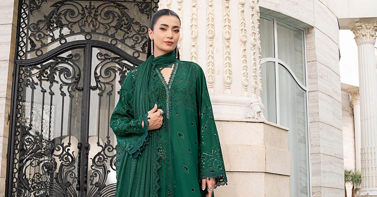 3 Piece Embroidered Lawn Suit - Image 11