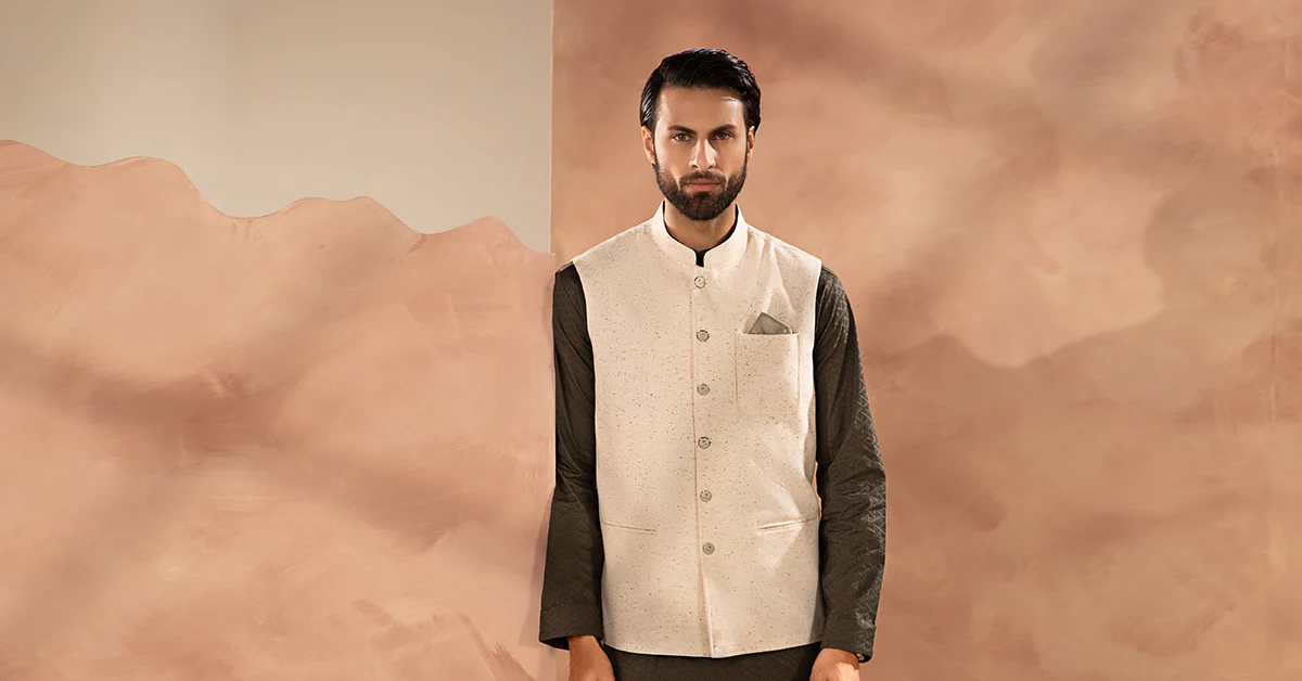 Off-White Waistcoat - Image 4