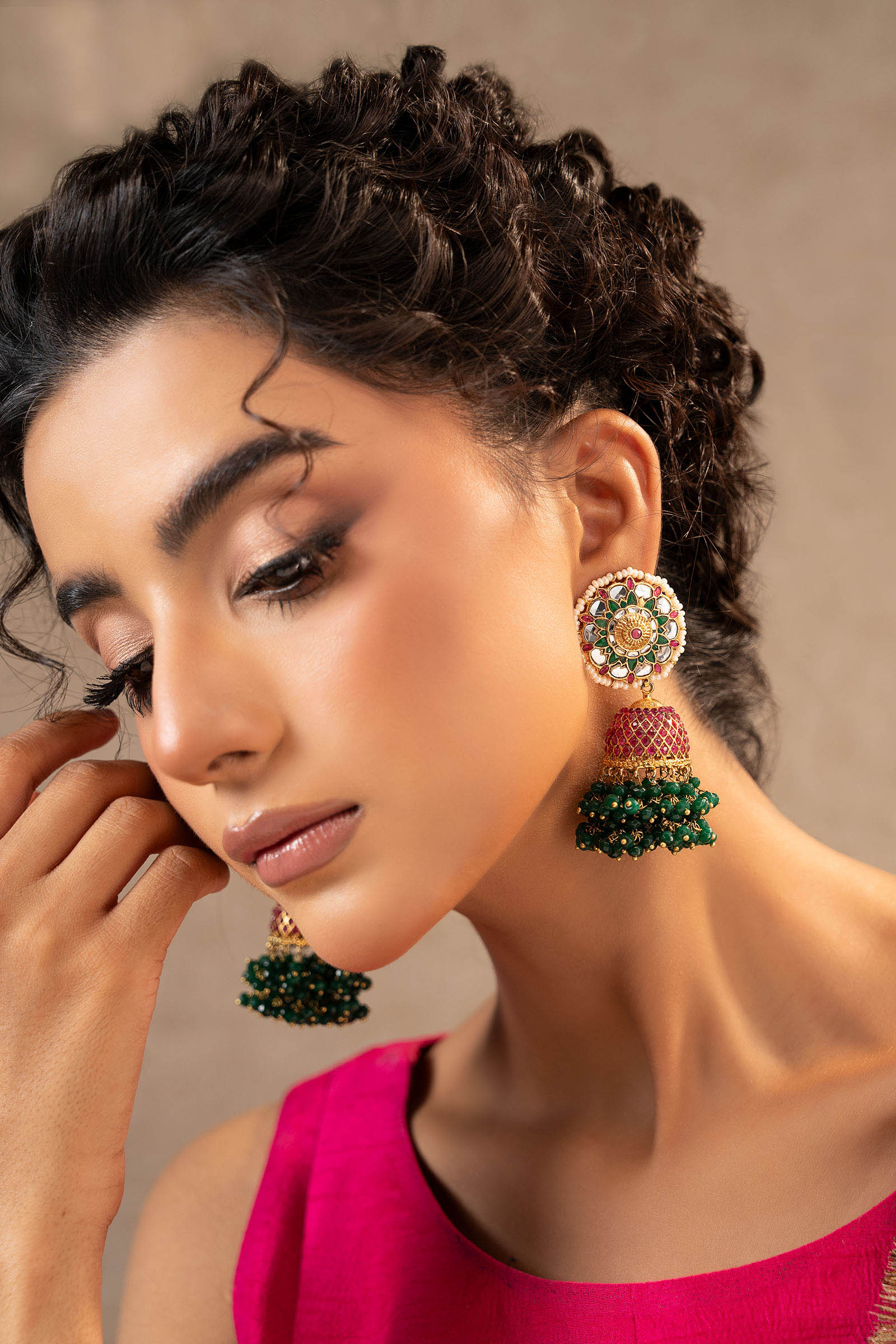 Gulmika Jhumka