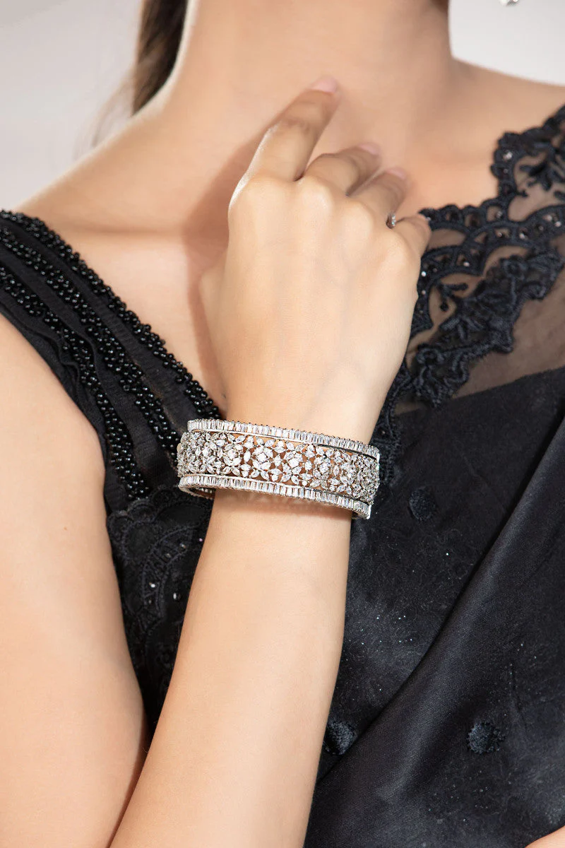 JBN-008 White Zircon - Image 3