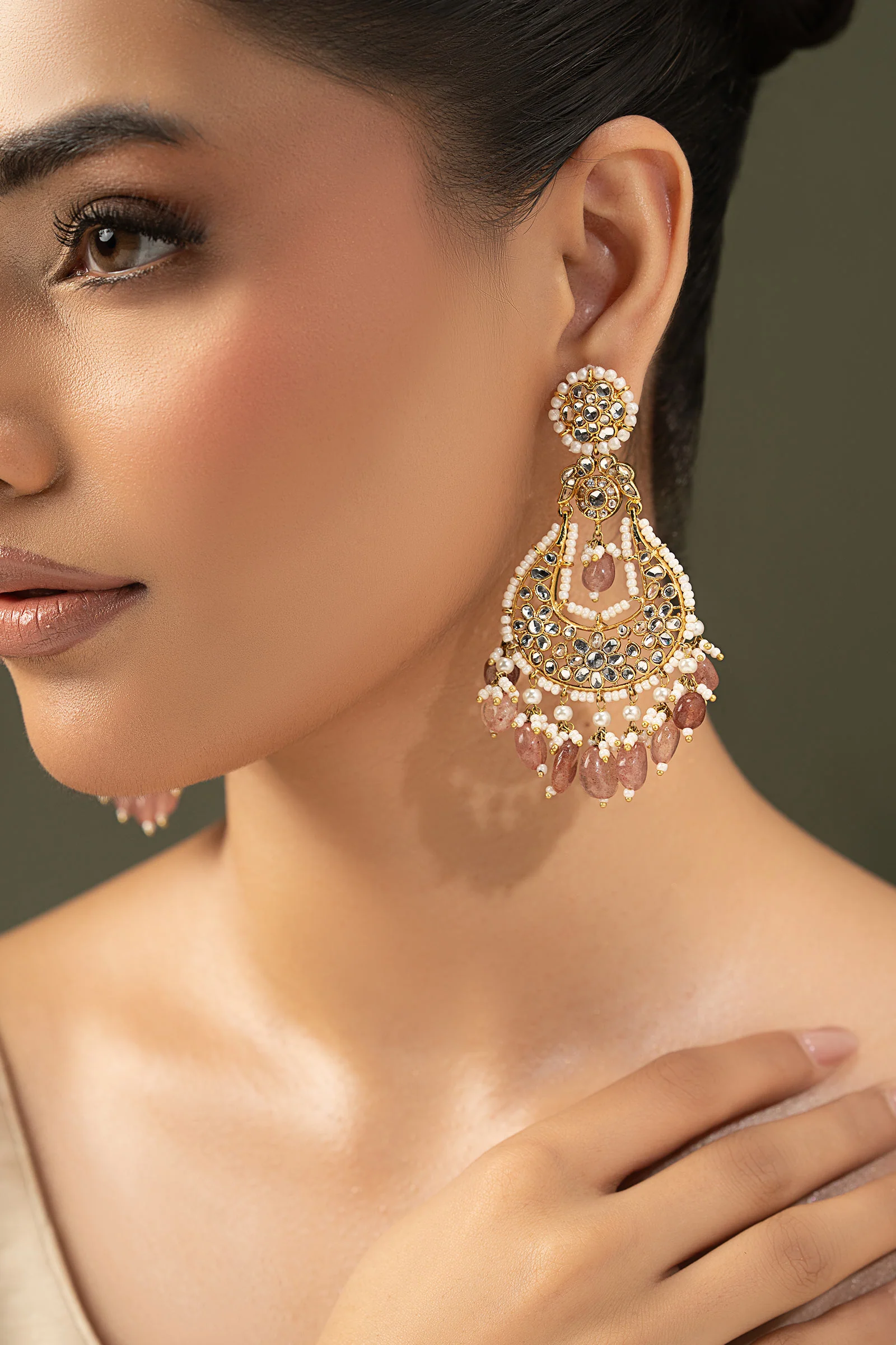 Zeenat Earrings - Image 4