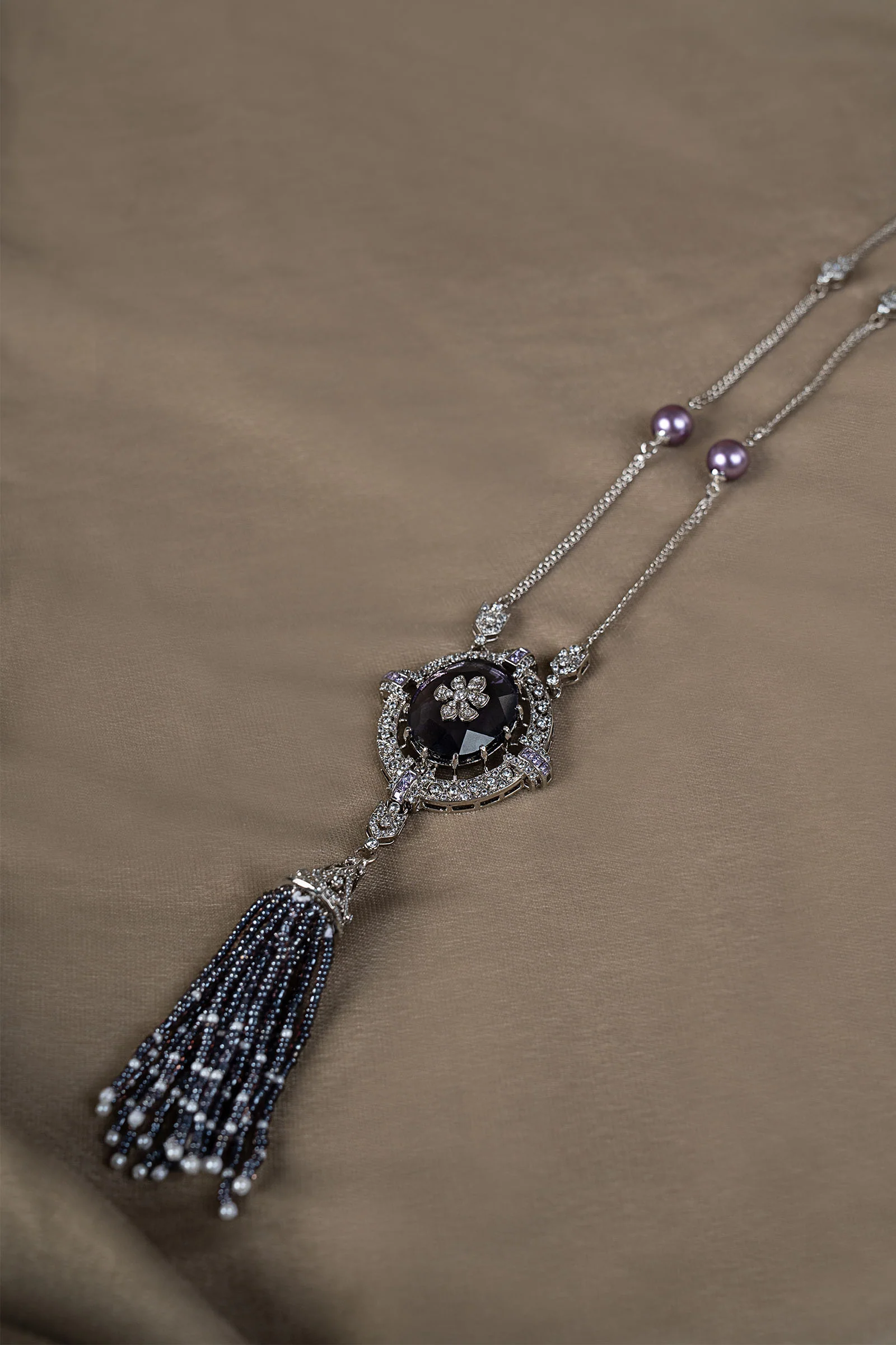 Avelora Pendant - Image 5