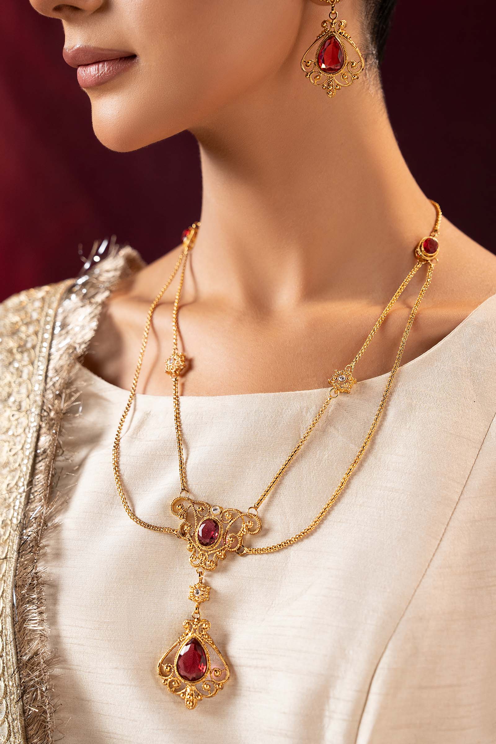 Zarquilla Pendant