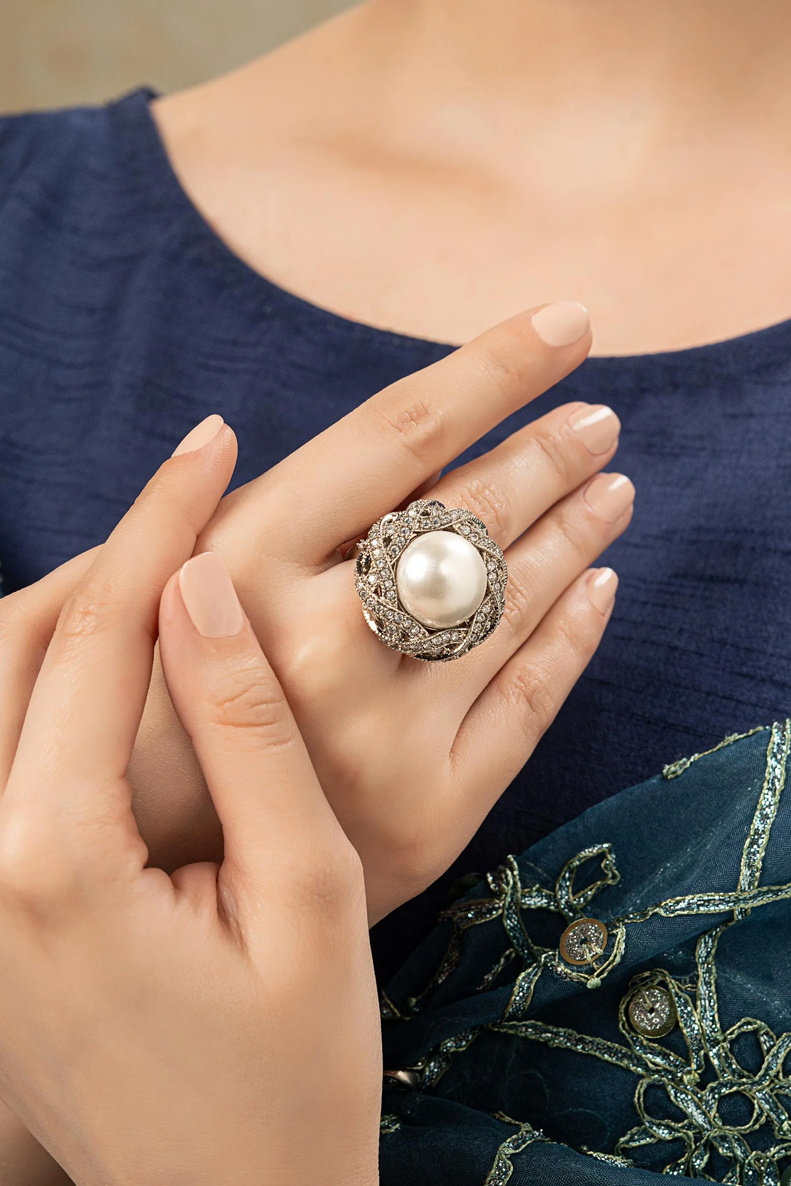 Twisted Ring - Image 2
