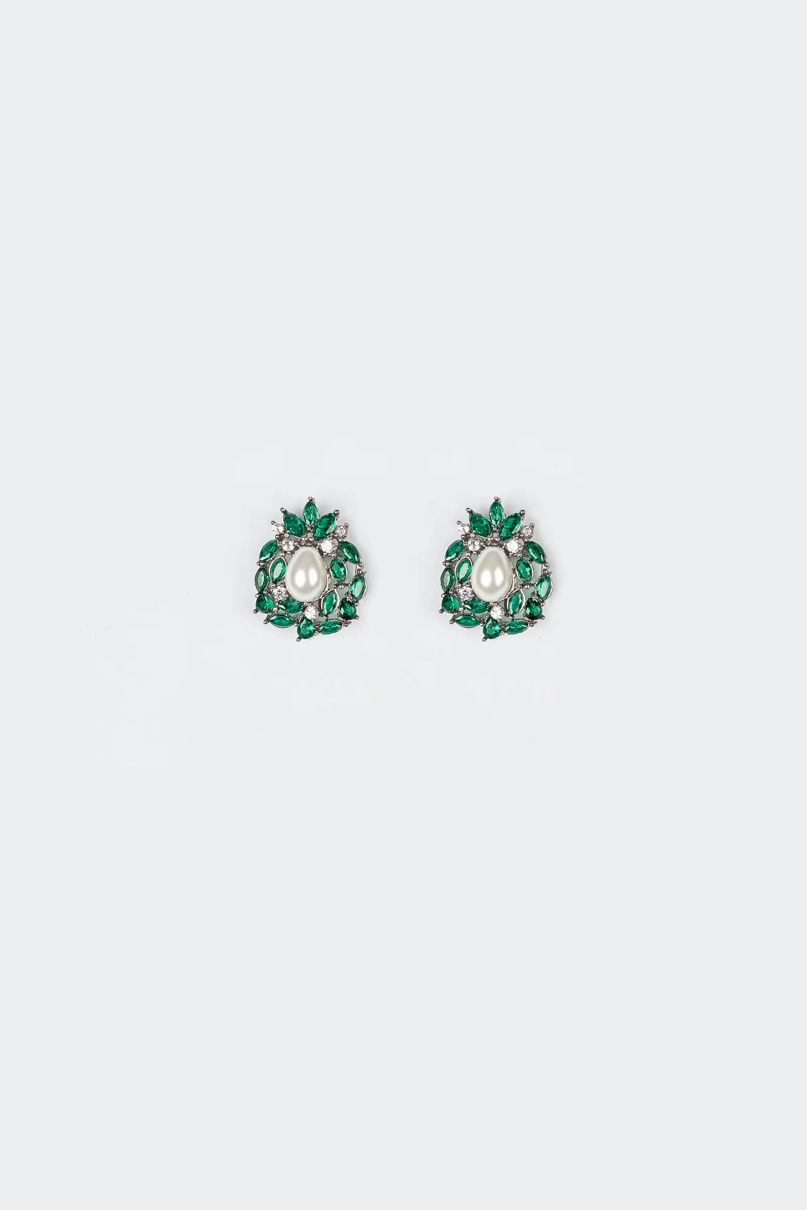 Studs - Image 2