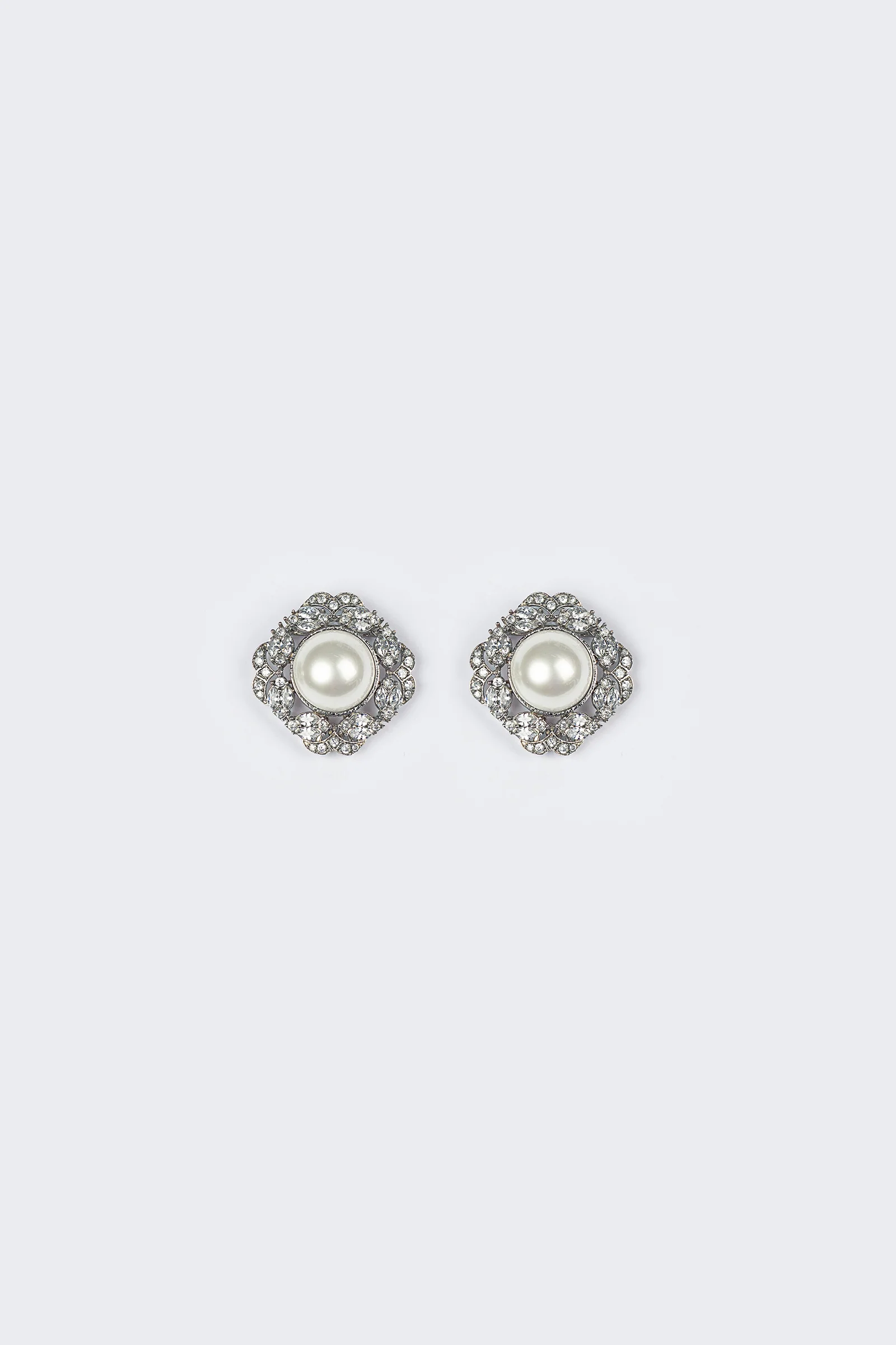 Studs - Image 2