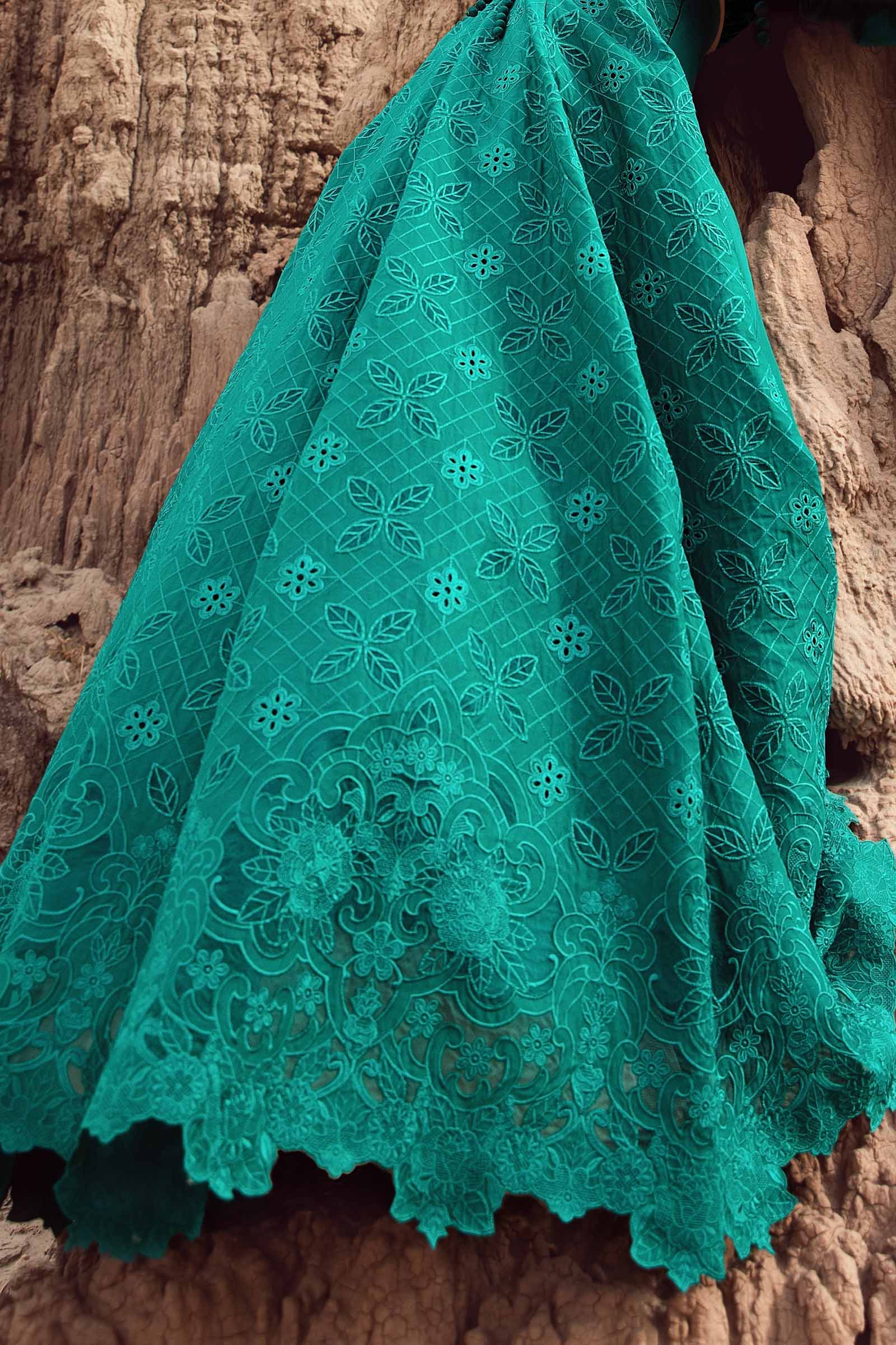 Embroidered Lawn Fabric (3Pcs) | LF-804 - Image 3