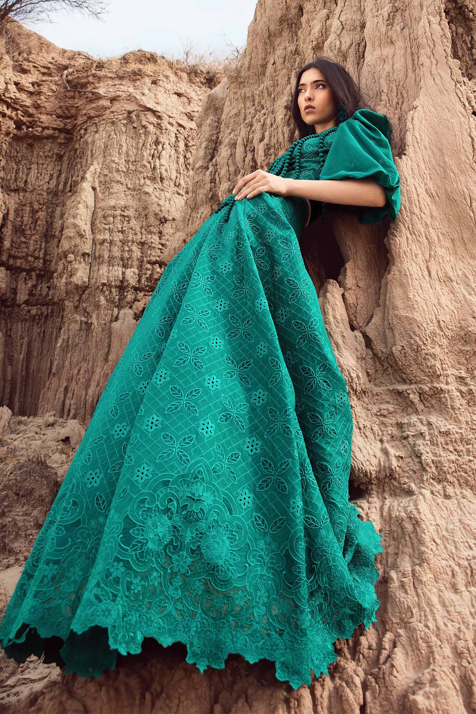 Embroidered Lawn Fabric (3Pcs) | LF-804 - Image 5