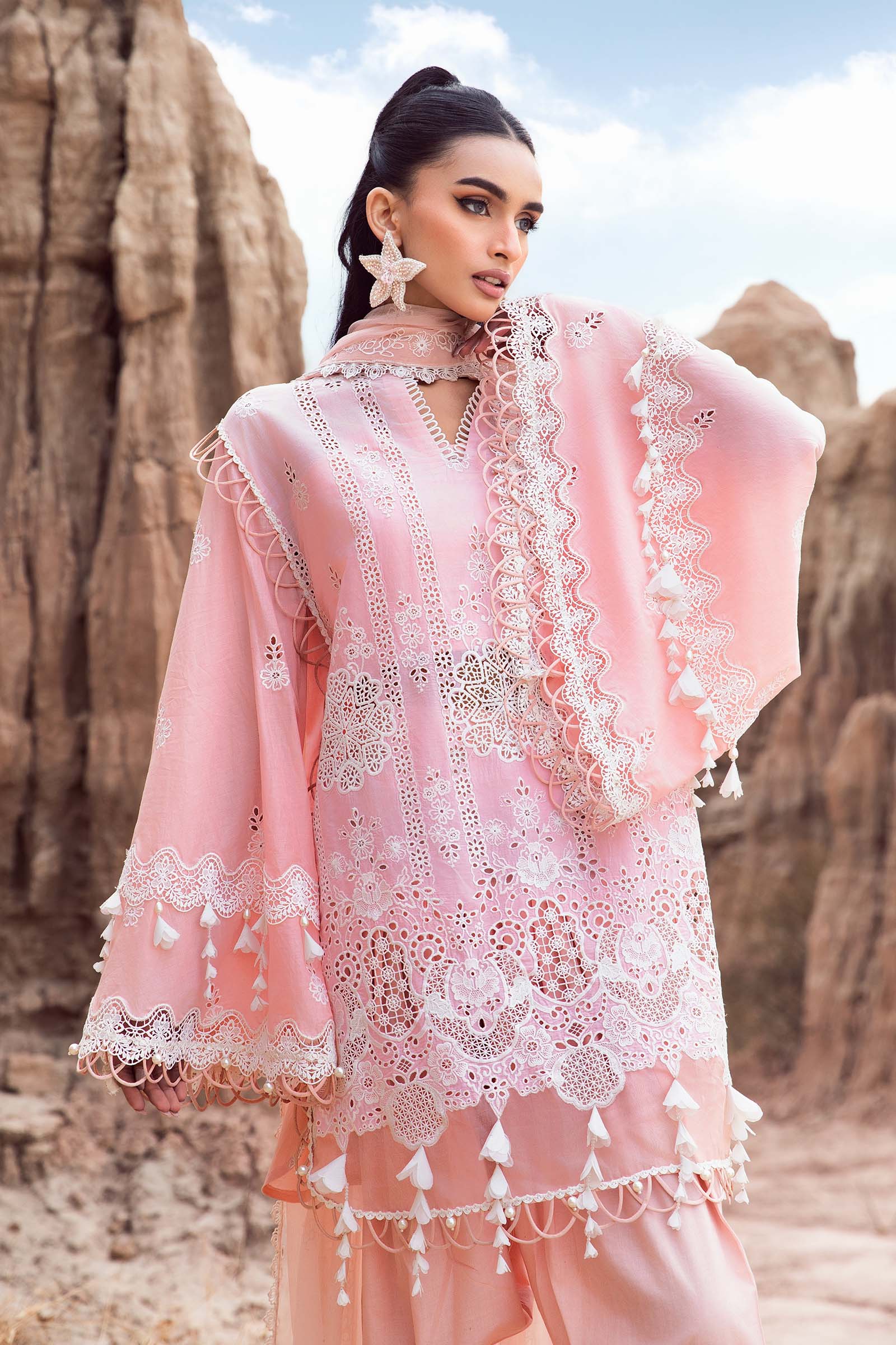 Embroidered Lawn Fabric (3Pcs) | LF-809 - Image 4