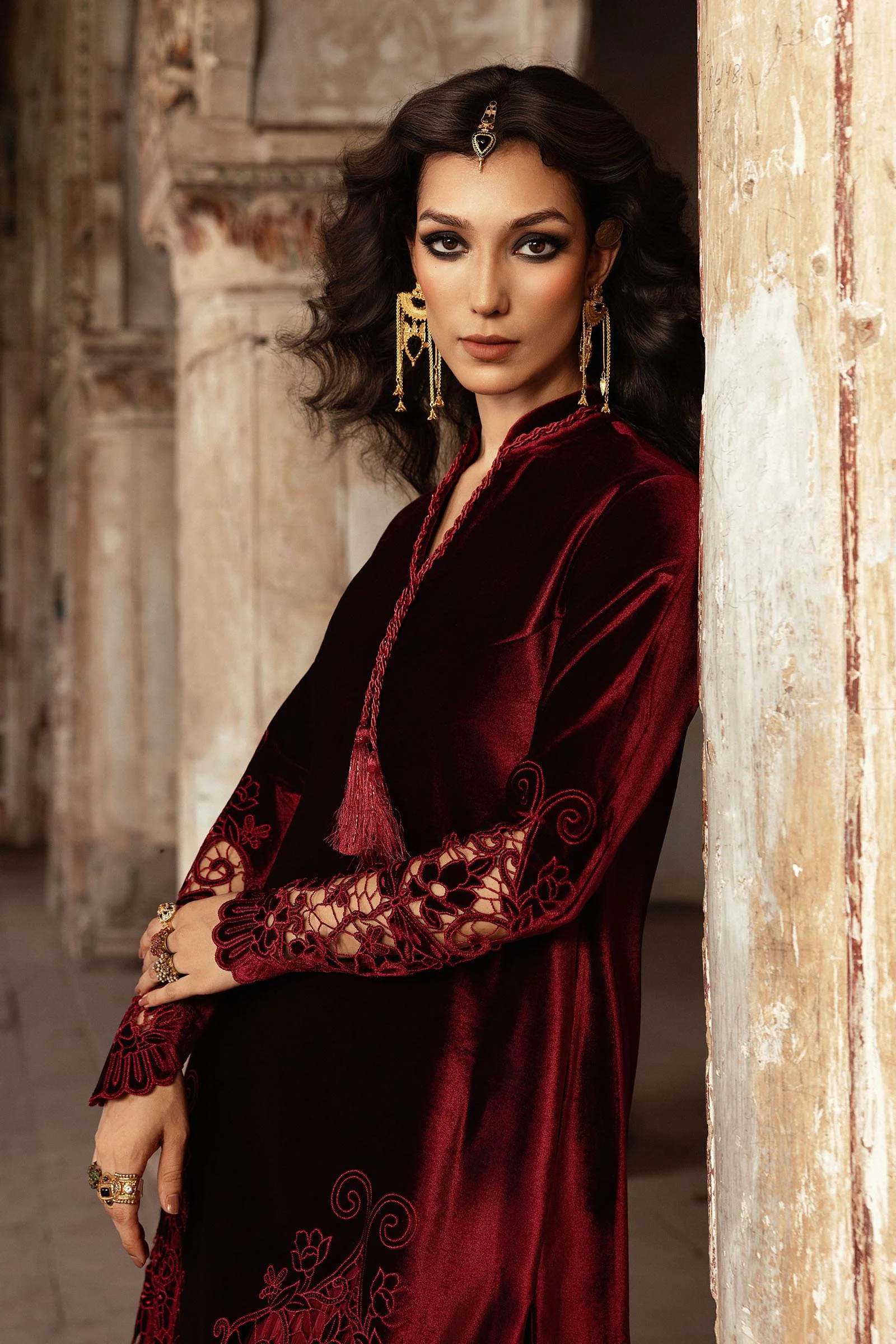 Embroidered Velvet Fabric (1Pc) | LF-CH25-02 - Image 3