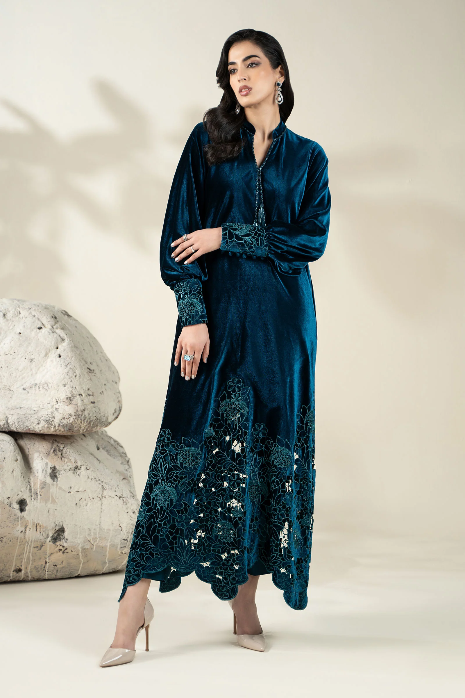 Embroidered Velvet Fabric (1Pc) | LF-CH25-06 - Image 3