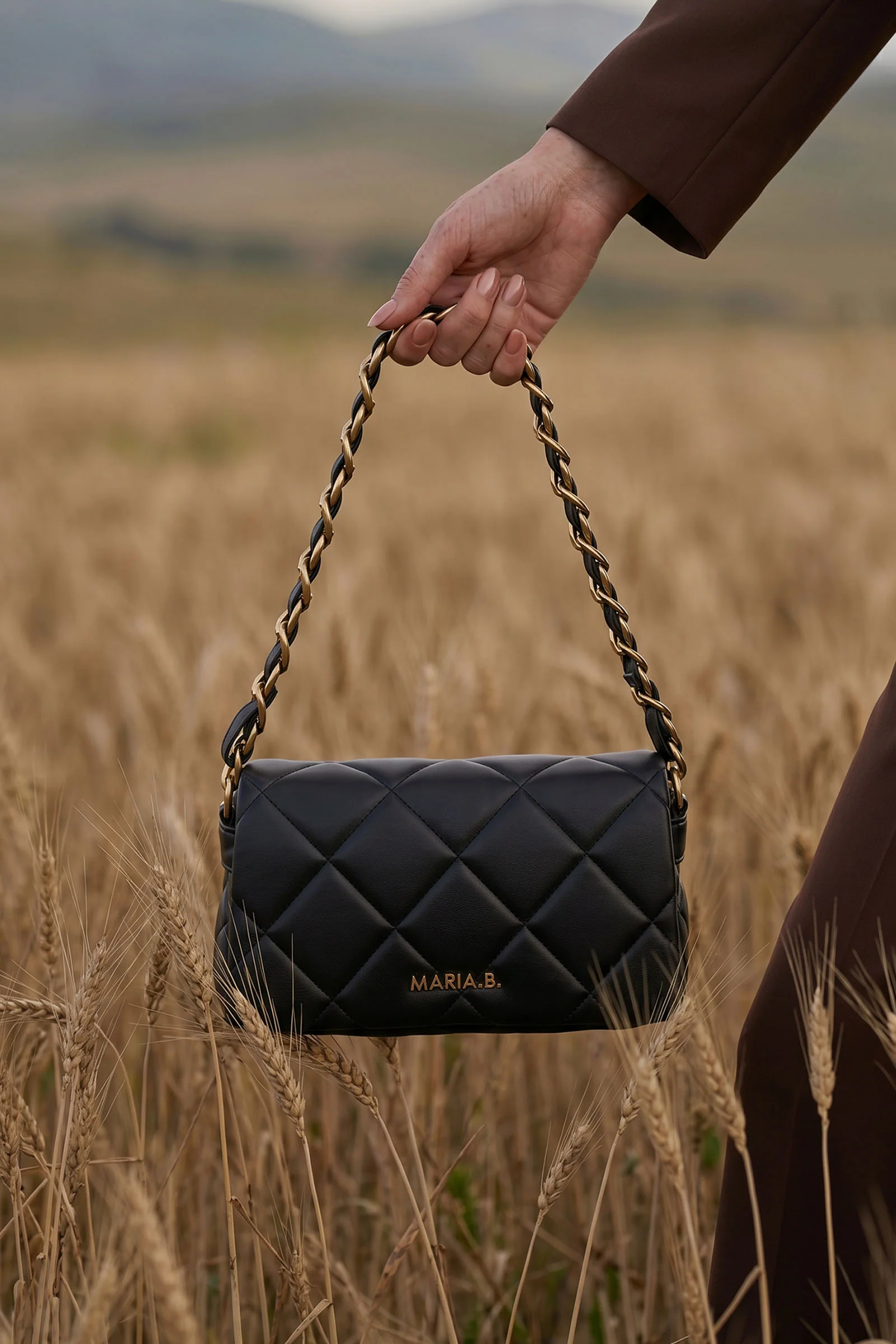 Quilted Messenger Bag - Image 6