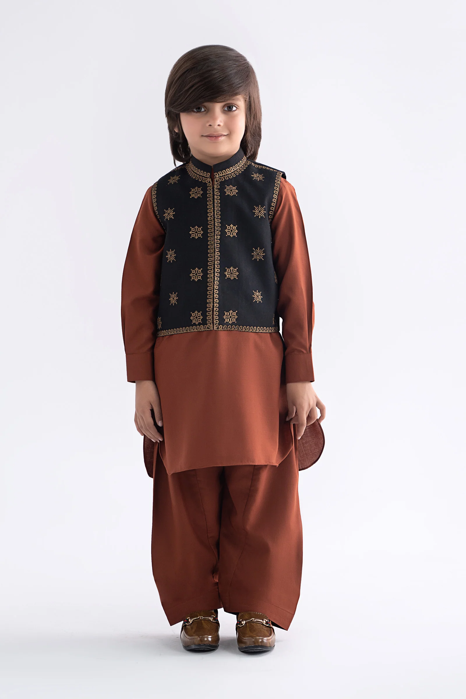 3 Piece Embroidered Blended Suit