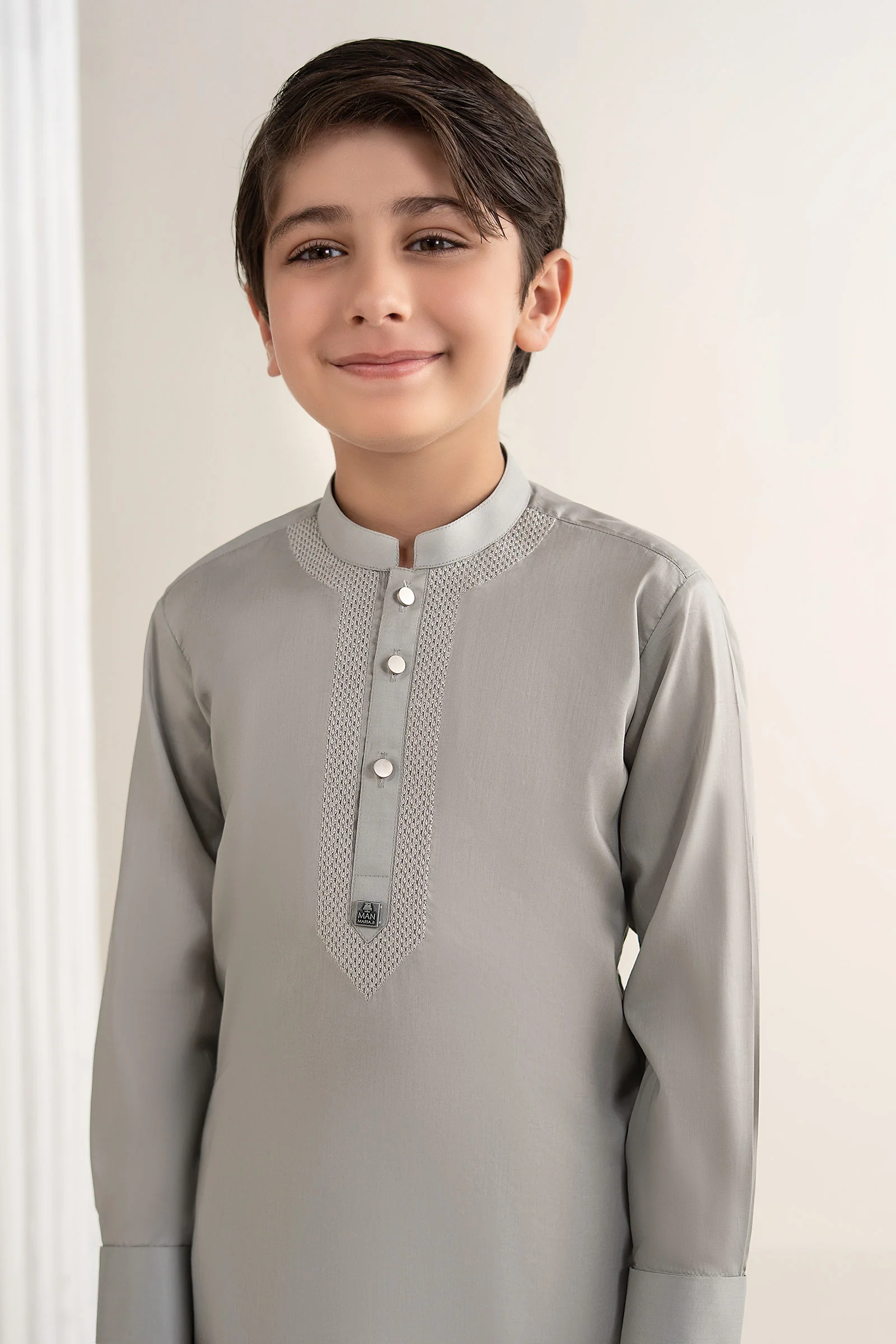 Embroidered Blended Kurta - Image 2