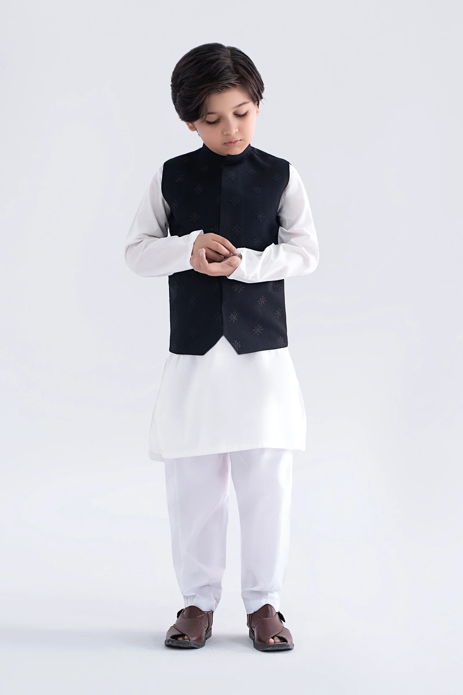 Blended Black Waistcoat - Image 2