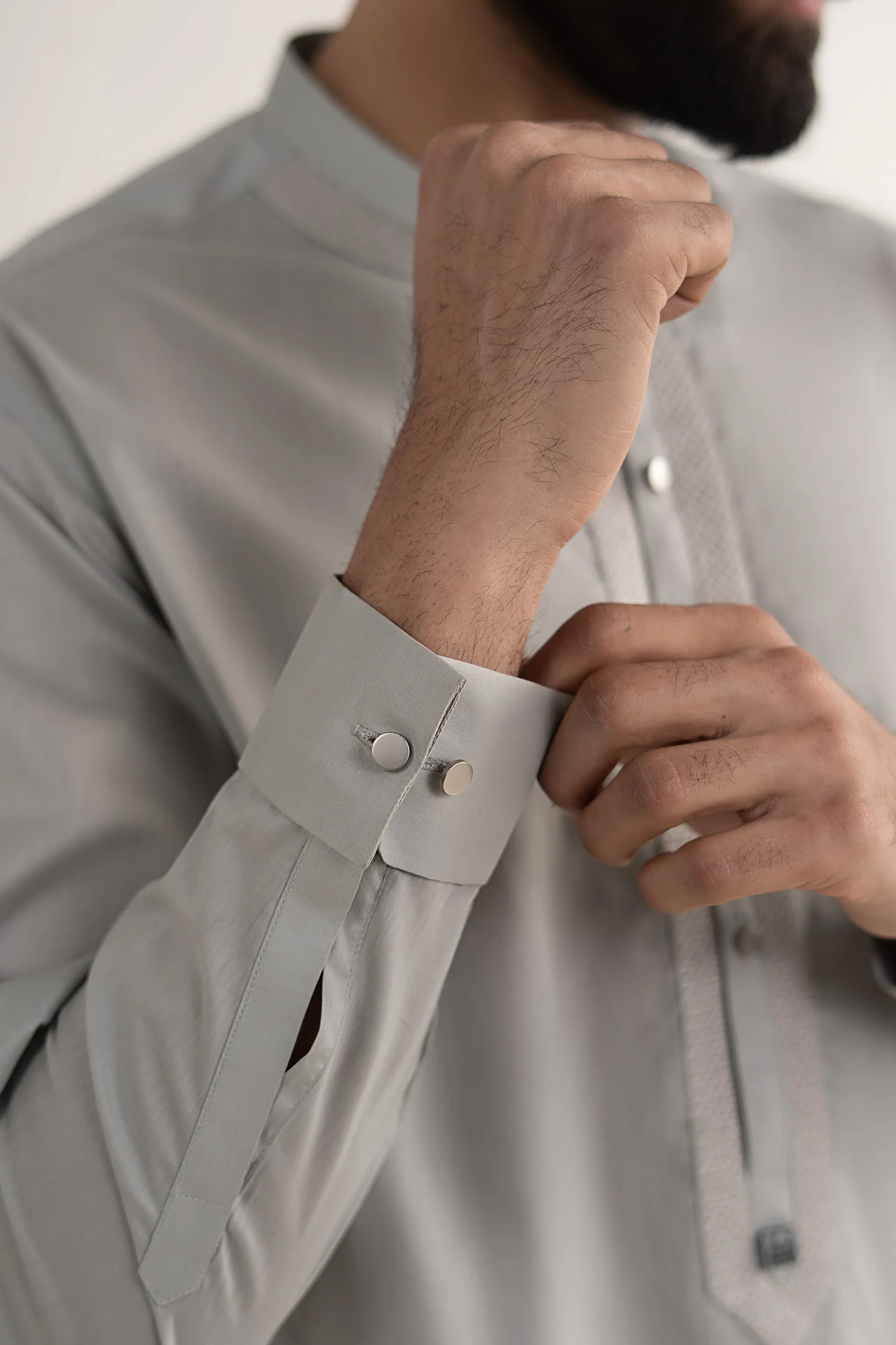 Embroidered Blended Kurta - Image 4