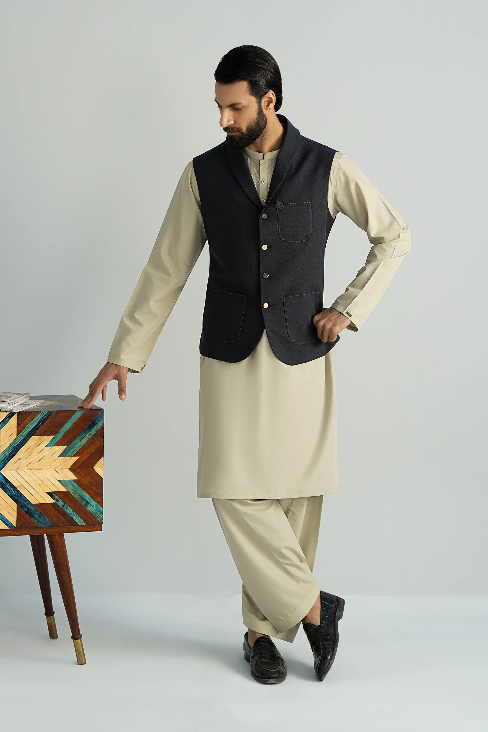 Blended Midnight Waistcoat - Image 4