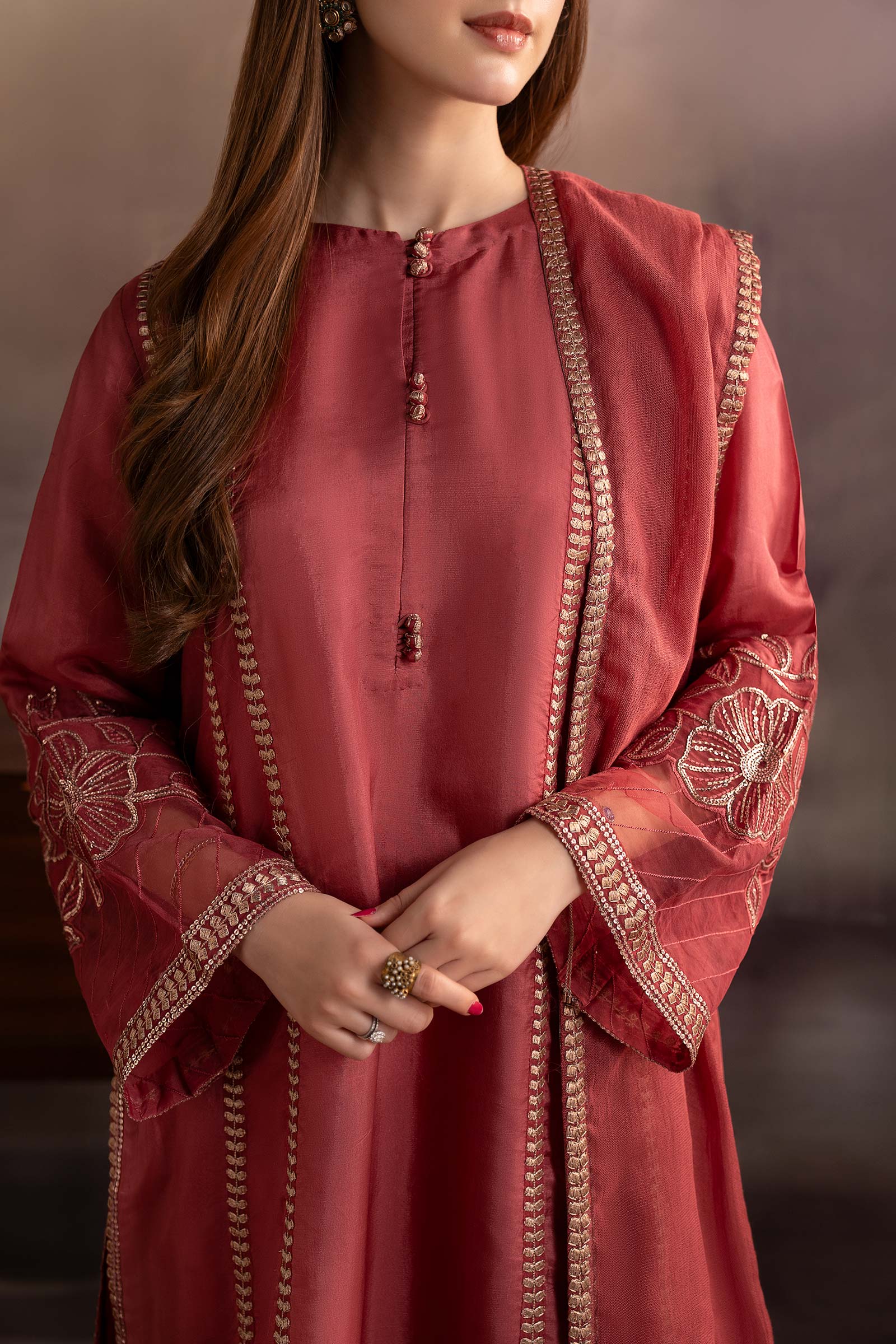 3 Piece Embroidered Tassel Silk Suit - Image 4