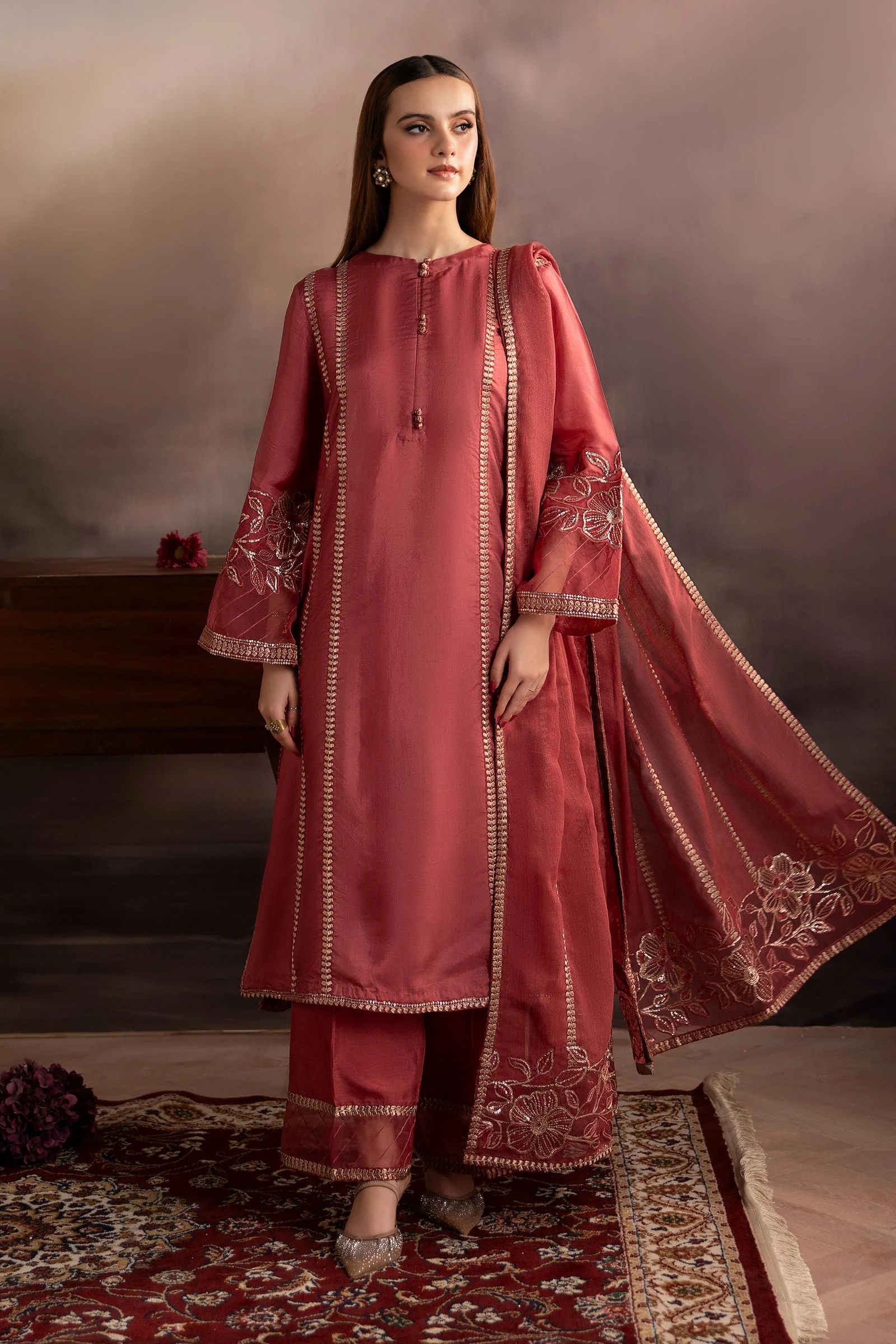 3 Piece Embroidered Tassel Silk Suit - Image 7