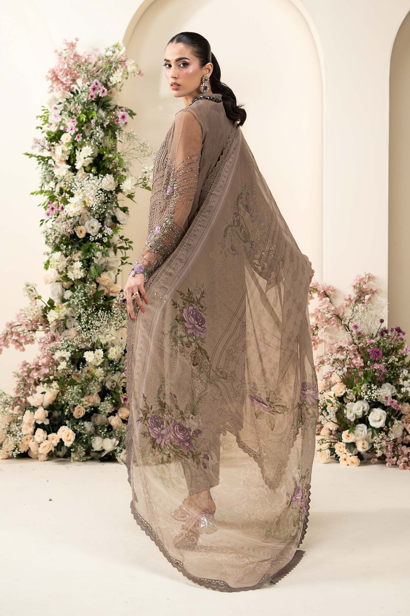 3 Piece Embroidered Chiffon Suit - Image 9