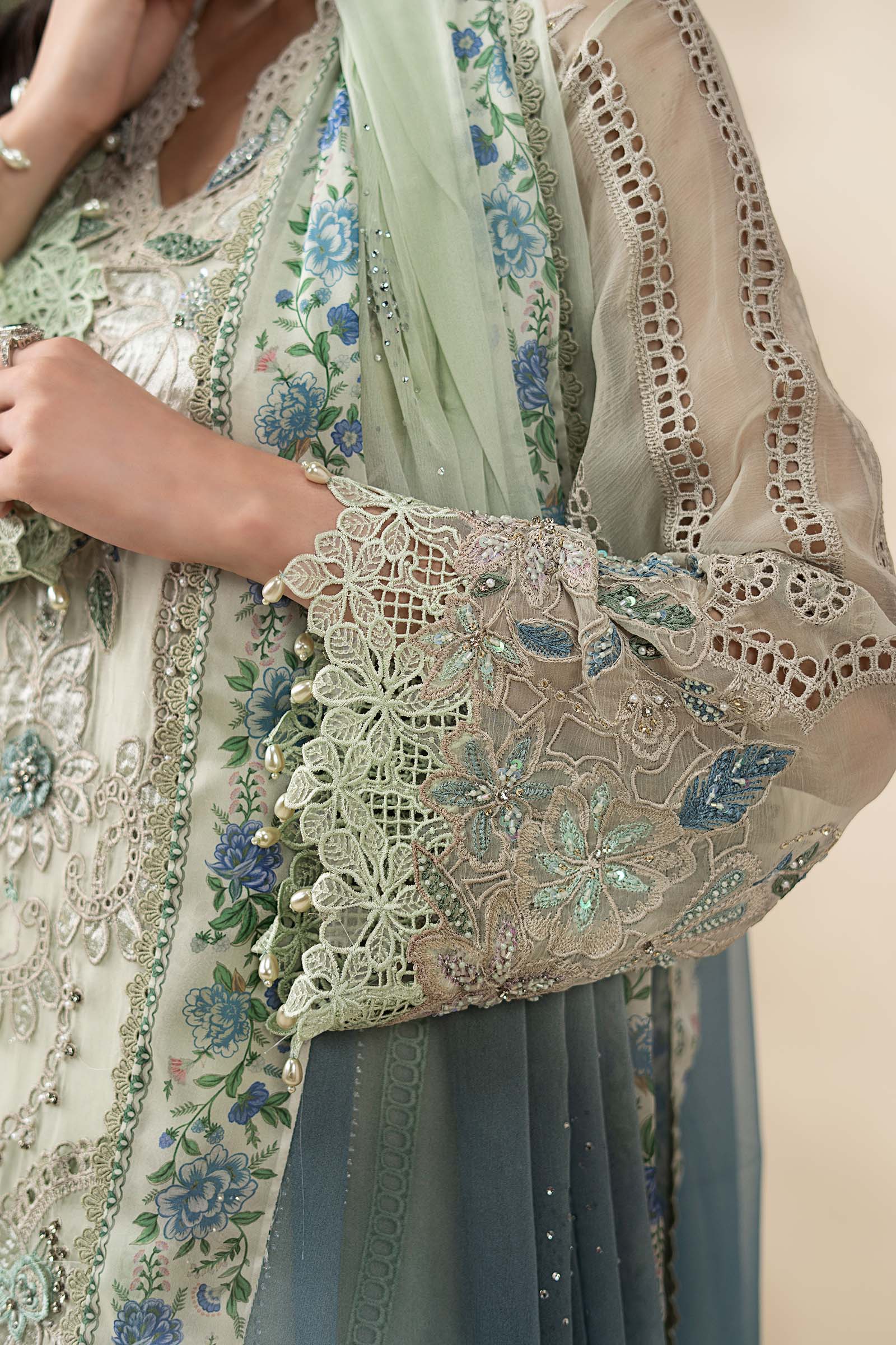 3 Piece Embroidered Chiffon Suit - Image 5