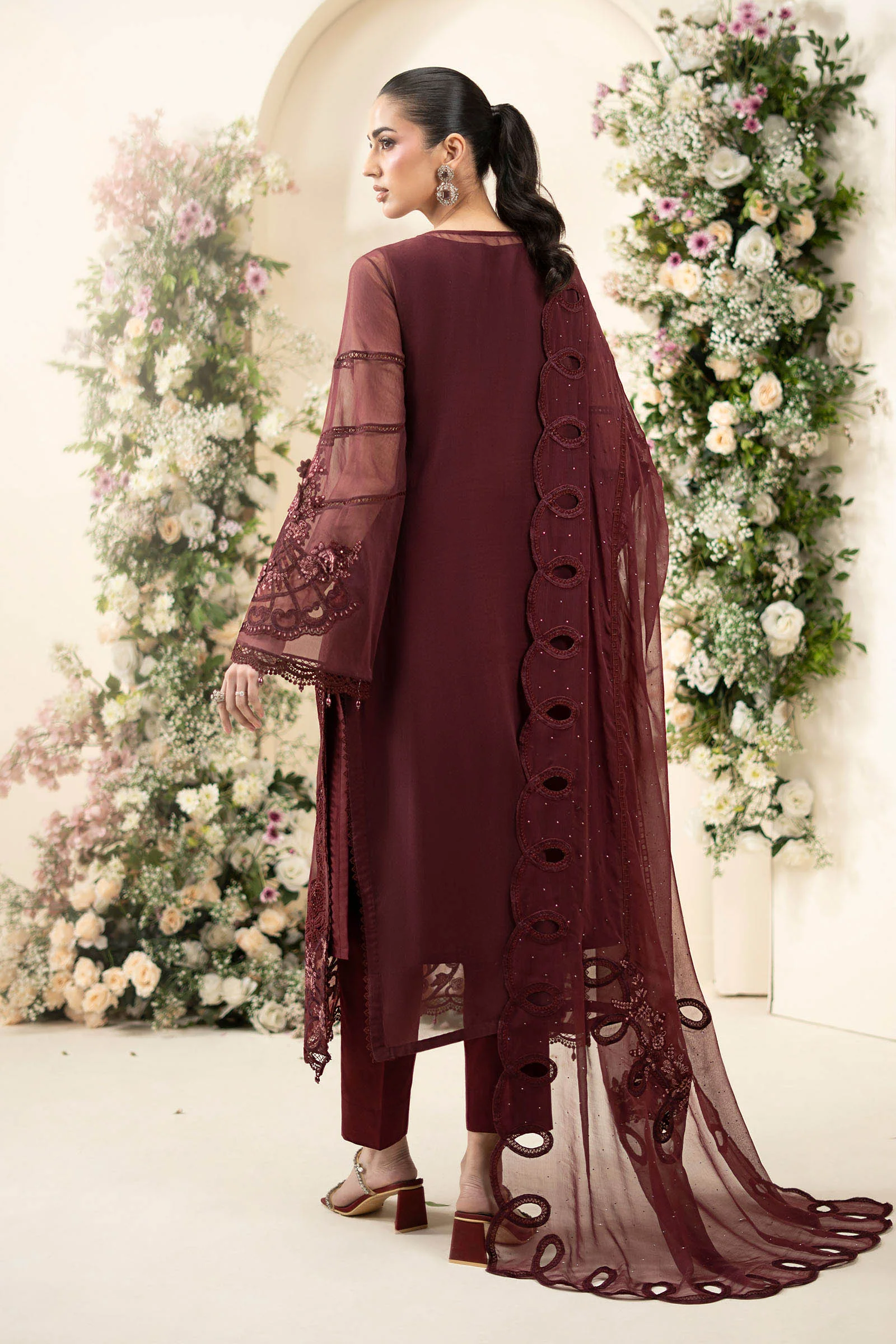 3 Piece Embroidered Chiffon Suit - Image 10